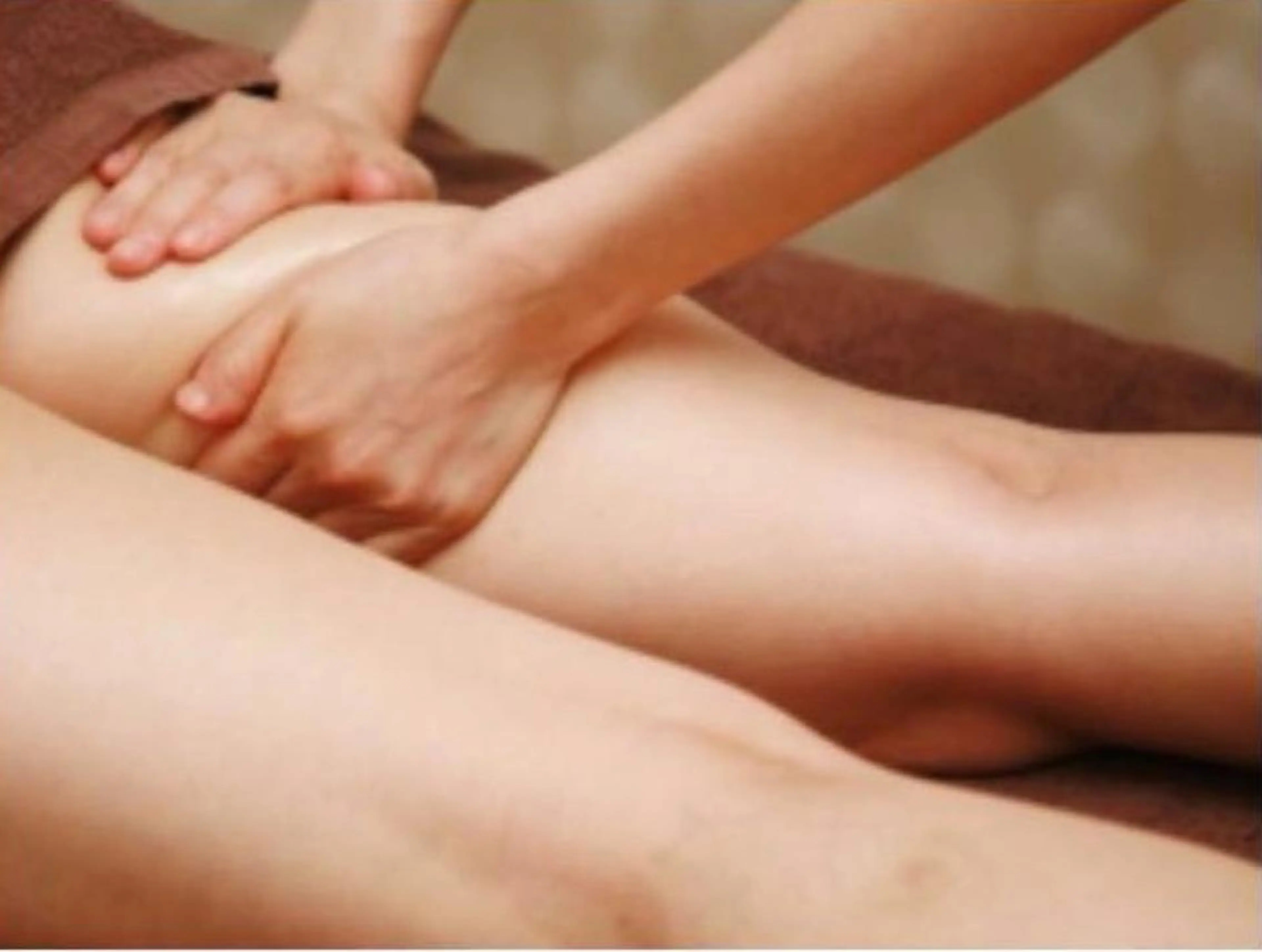 人気上昇中【正面+反面下半身美尻+美脚太ももリンパ】60分4980円の写真