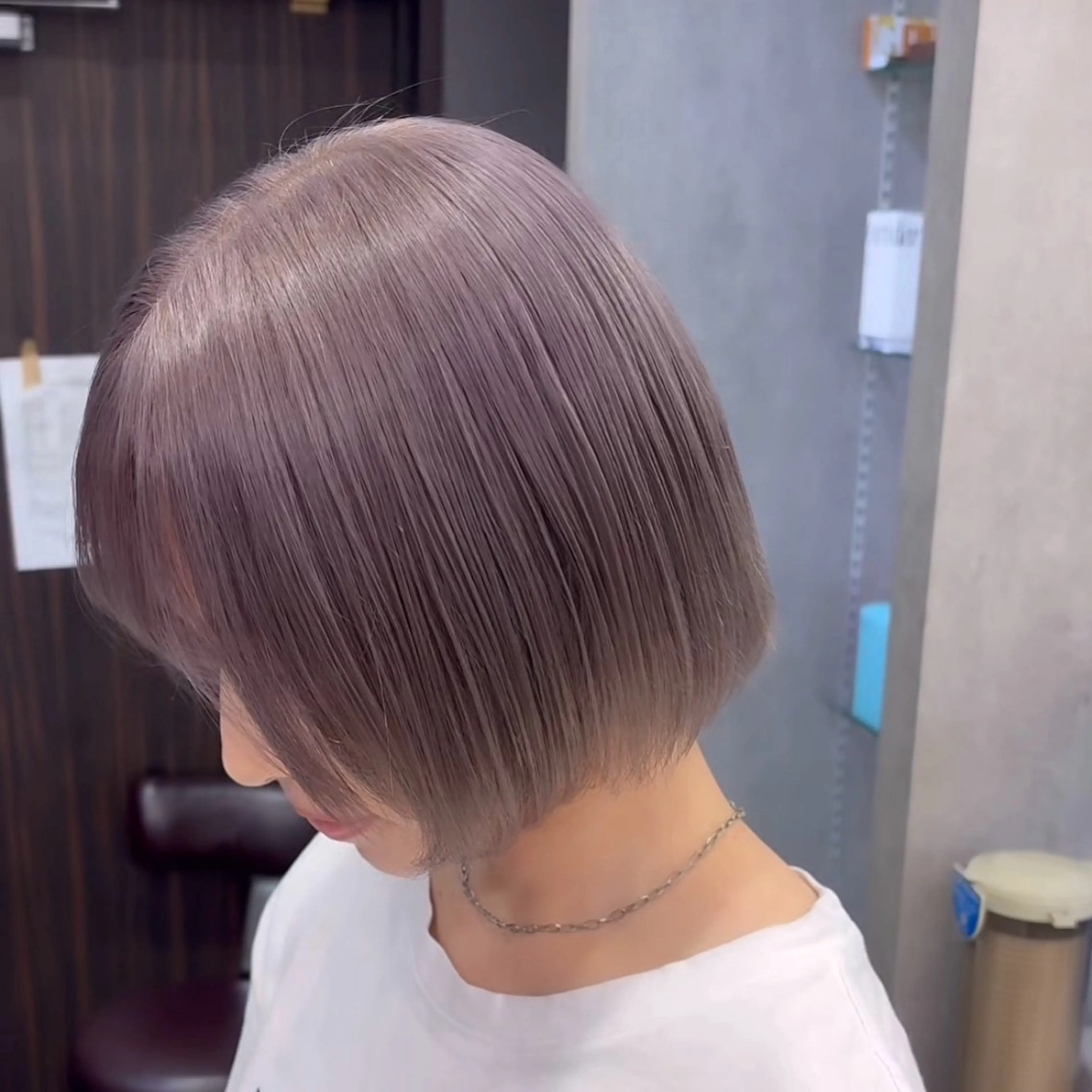 ミディアム カラー ヘアカラー ミルクティー/ピンク /ブロンド 咲良のヘアスタイル