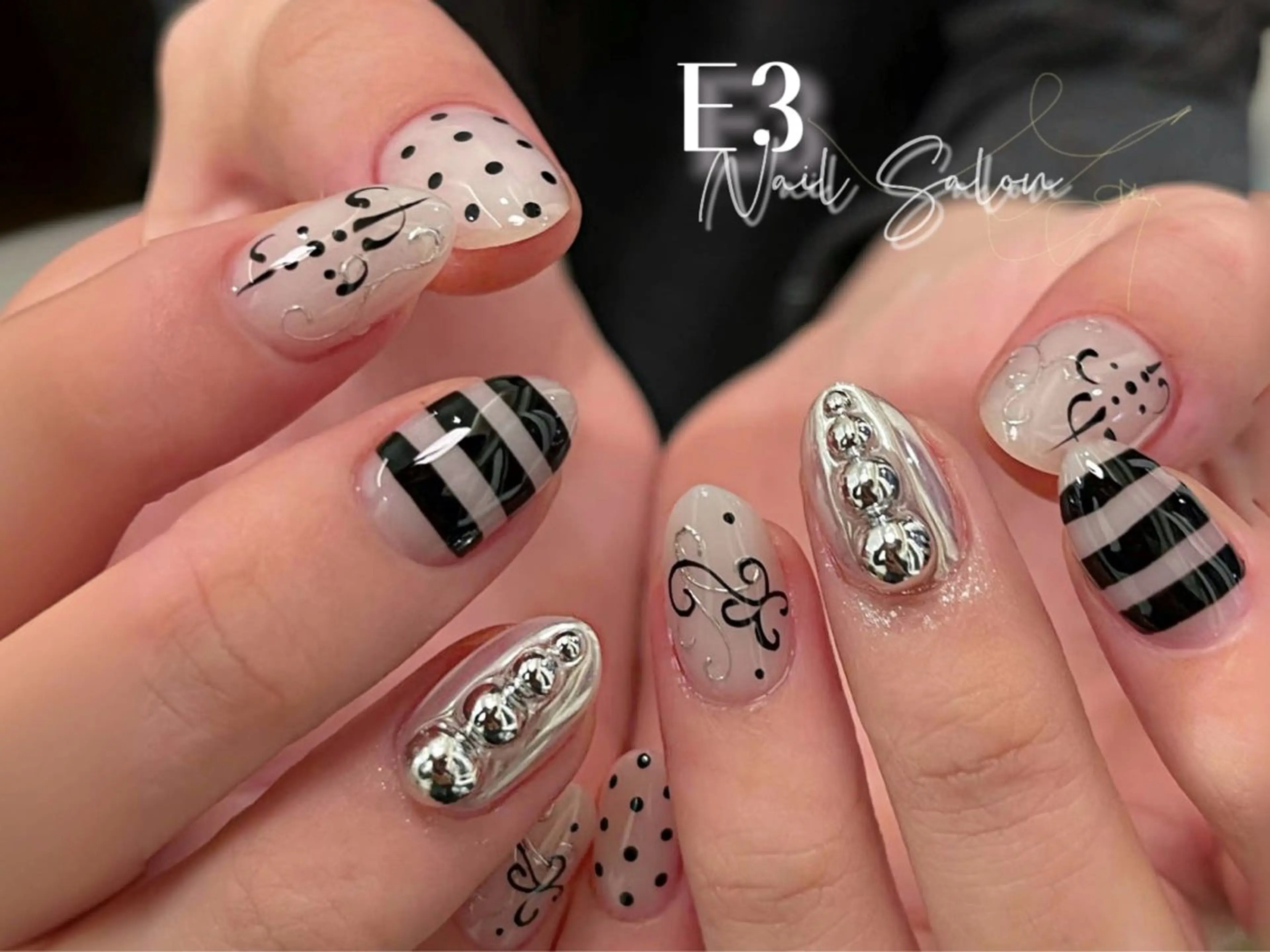 ネイル 桜ネイル フレンチネイル ジェルネイル ガラスフレンチ グラデーション ハンドネイル E3 Nail Salonのネイルデザイン