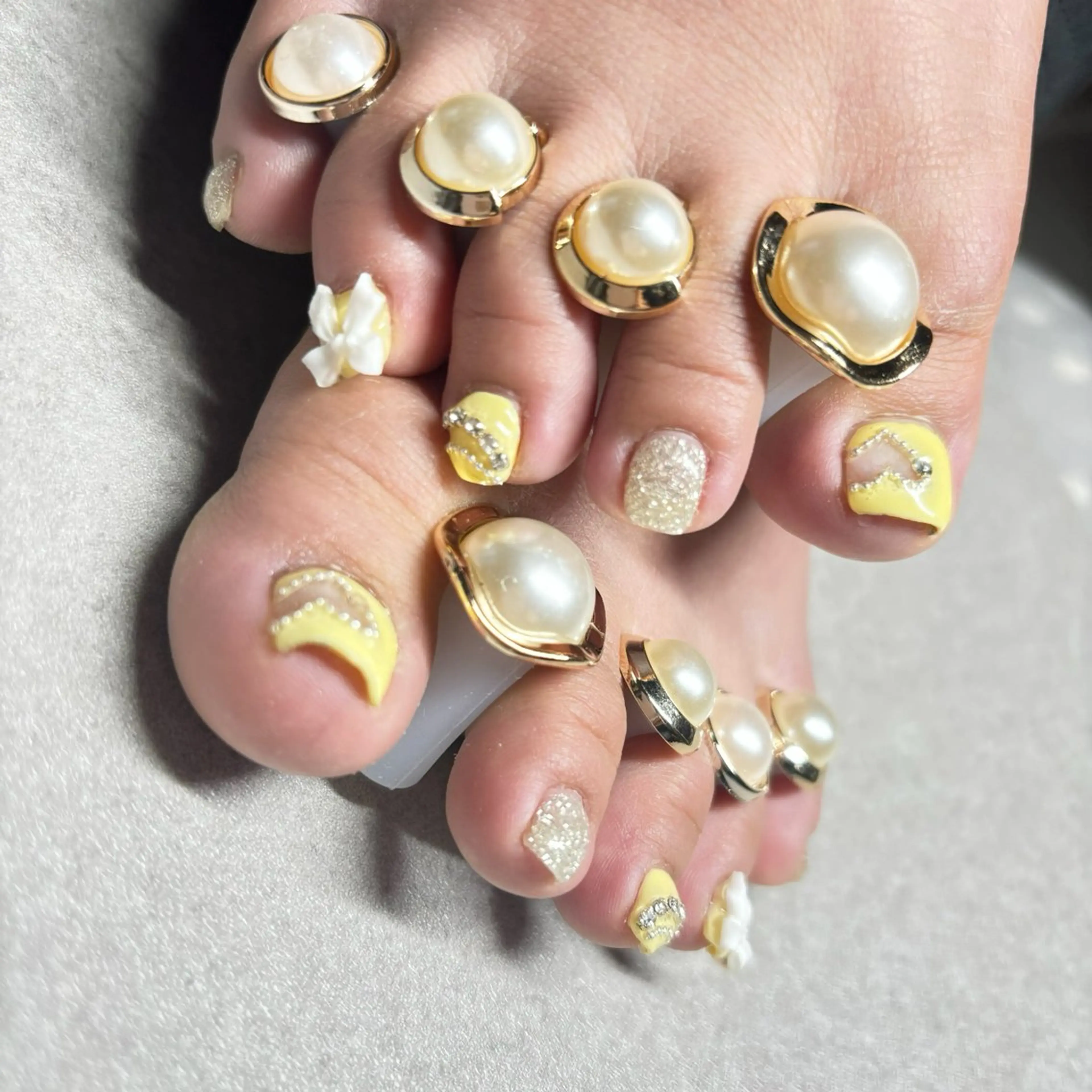 ネイル フットネイル 春ネイル フットネイル nail salon Ecrin所属・前島 稀歩のネイルデザイン