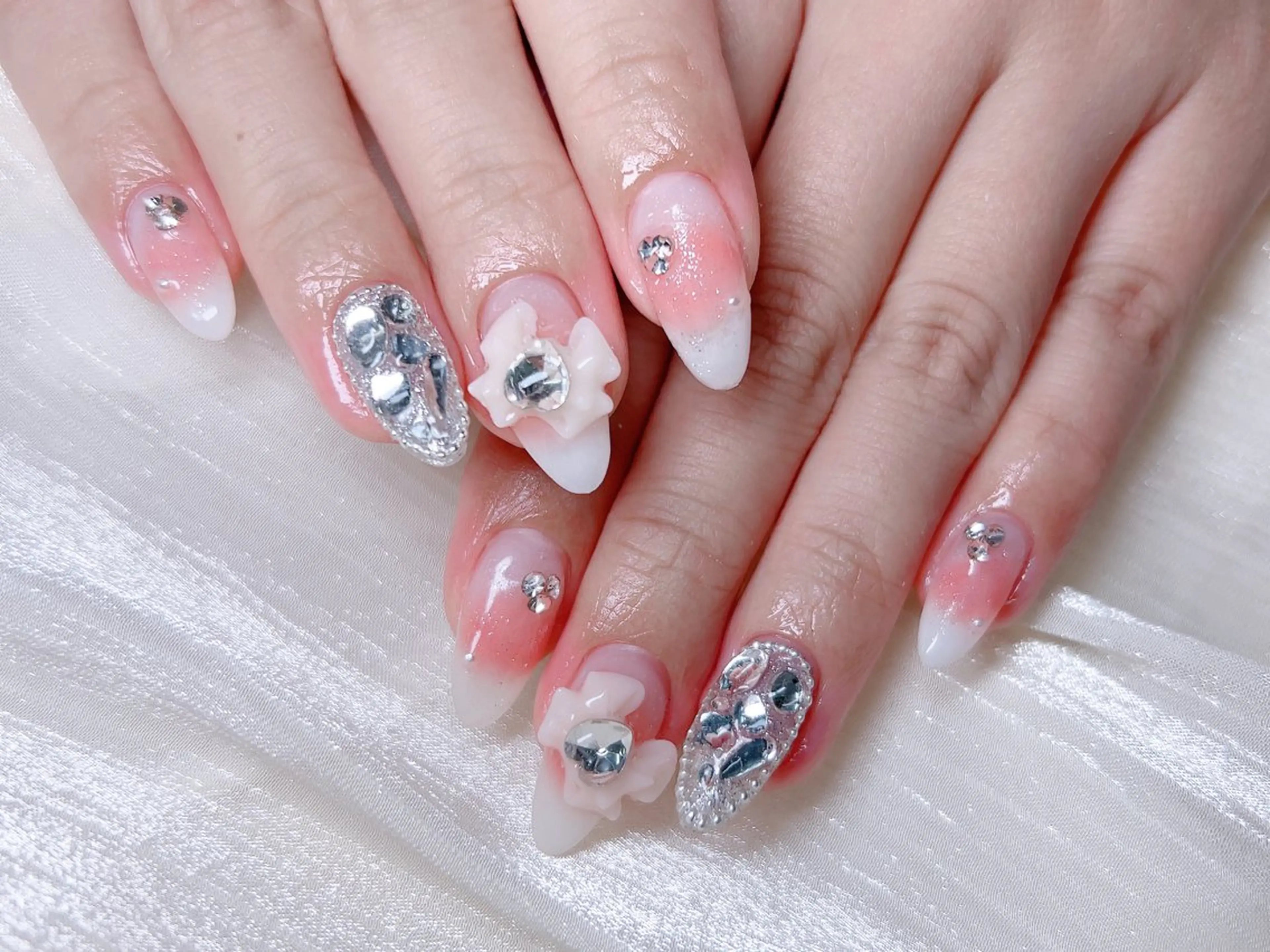 ネイル ハンドネイル 🎀Ｍ nails✨ ビューティーのネイルデザイン