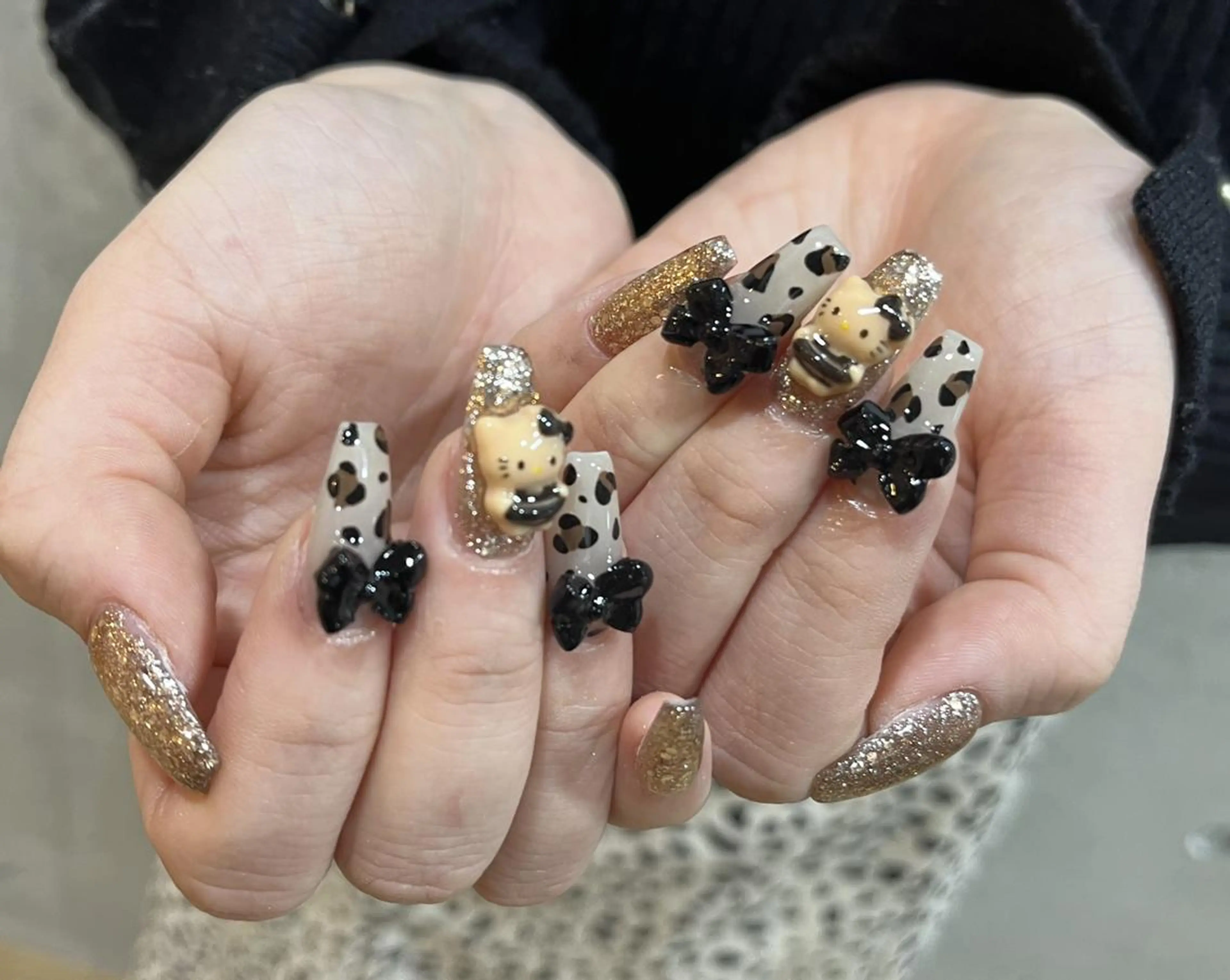 ネイル アートネイル オーロラネイル ガーリー キラキラネイル 韓国ネイル 中野 REIのネイルデザイン