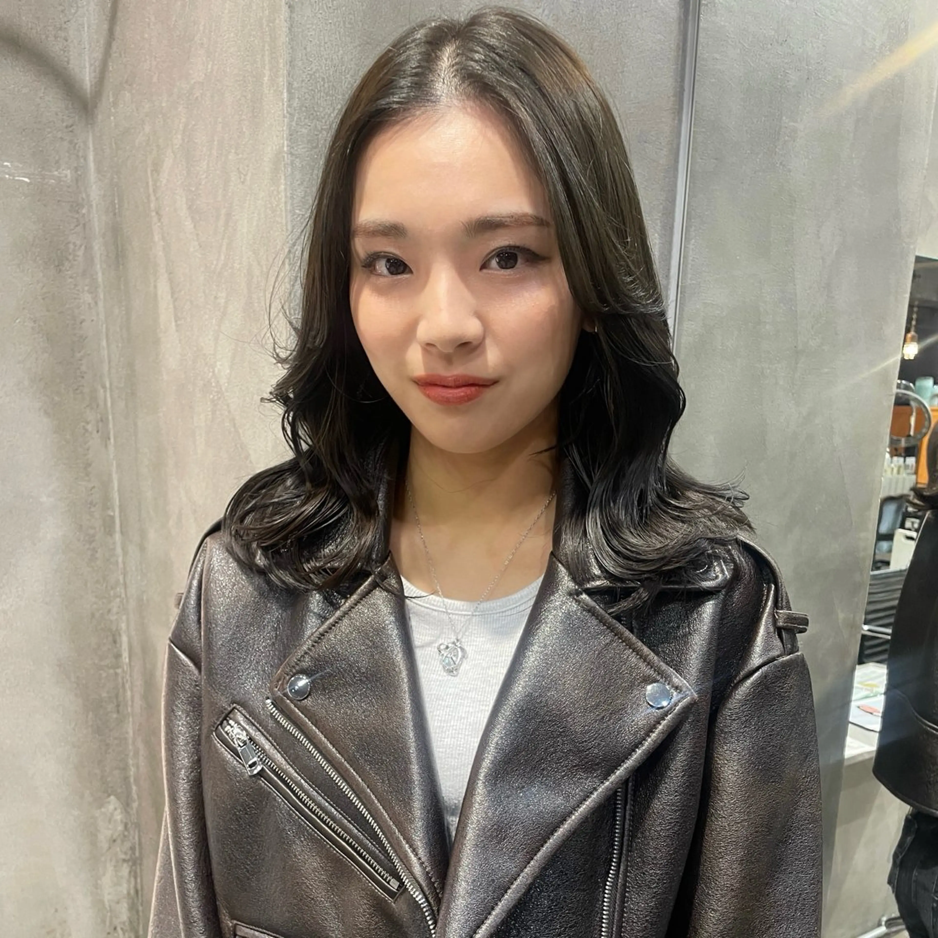 【ミニモ学割】カット+カラー+ロイヤルトリートメントの写真