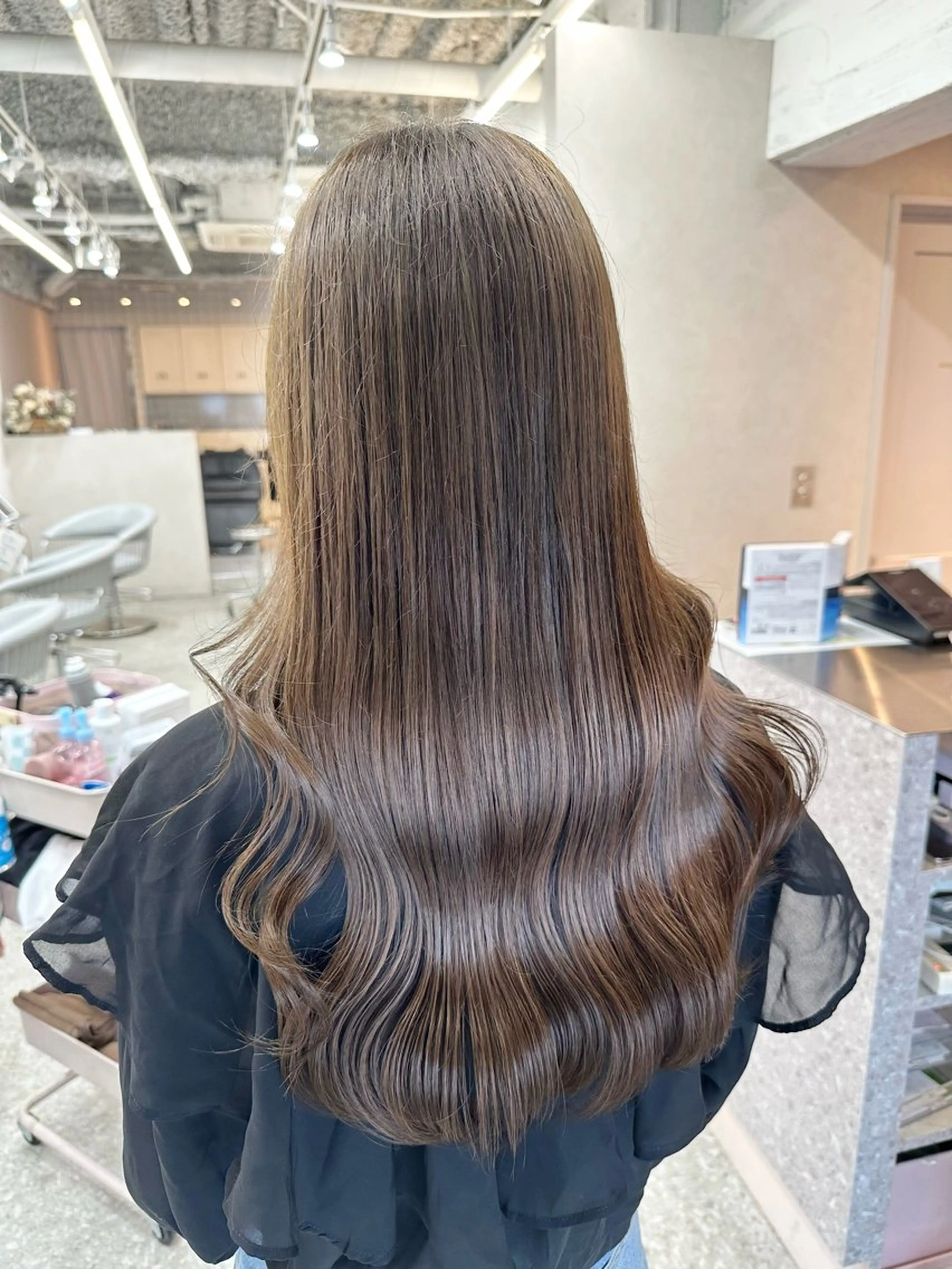 ロング シールエクステ エクステ 顔周りカット ハッシュカット ハイライト ヘアカラー 新宿/韓国レイヤー/ 髪質改善/佐藤航のヘアスタイル