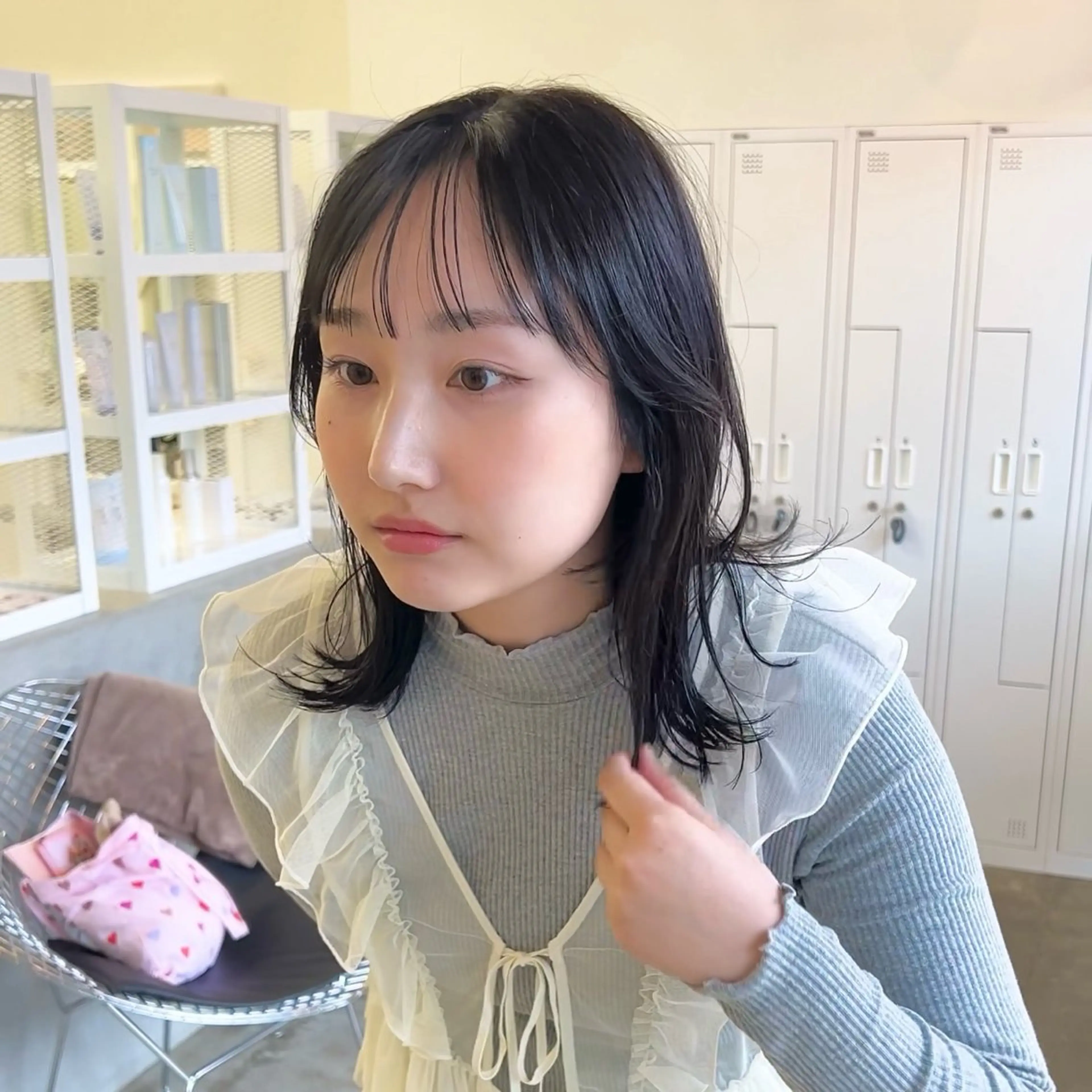 ミディアム 顔周りカット レイヤーカット カット トリートメント クロスパーマ× 透明感カラー✂︎のヘアスタイル