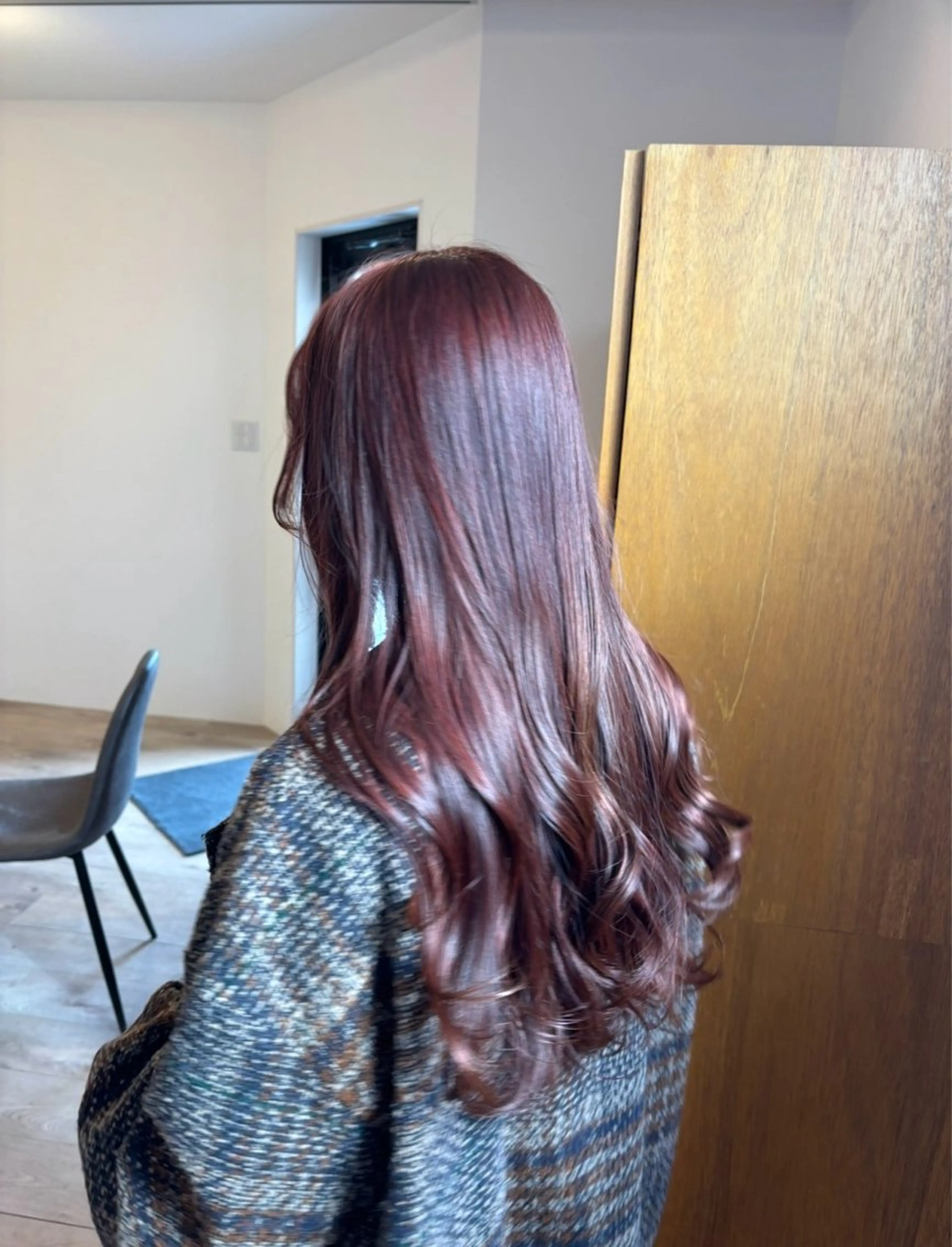 ロング カラー 伴 星来のヘアスタイル