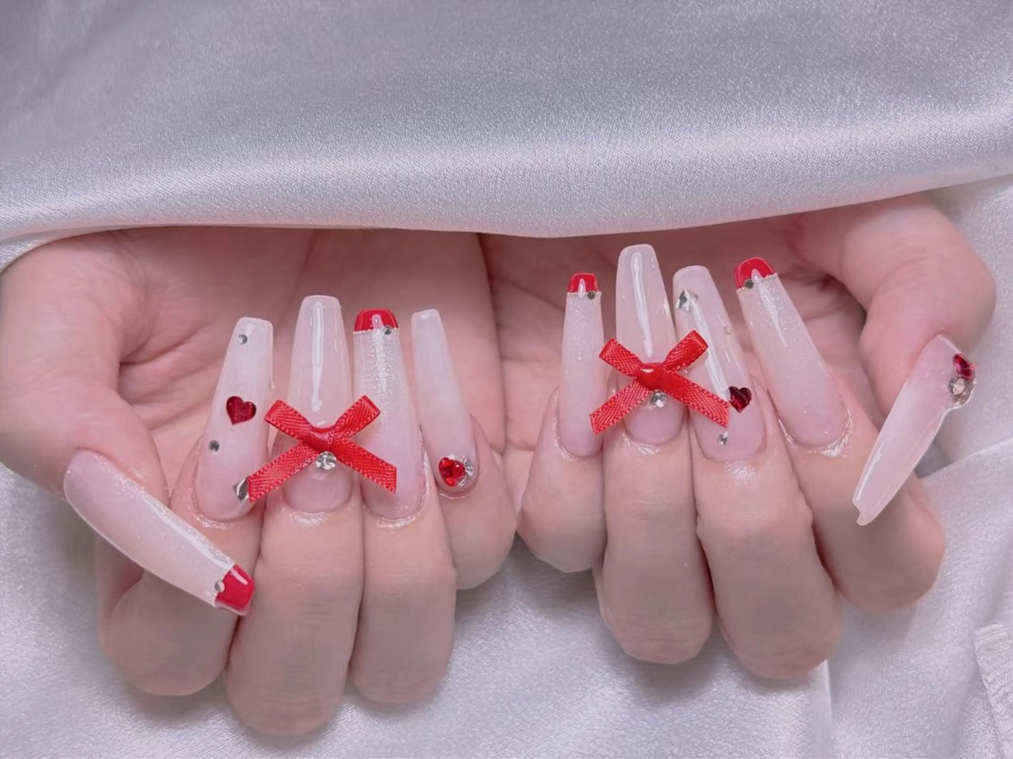 ネイル M2ネイルサロン【長さ出し&フィルイン導入店】所属・長さ出し専門店 RIRIのネイルデザイン