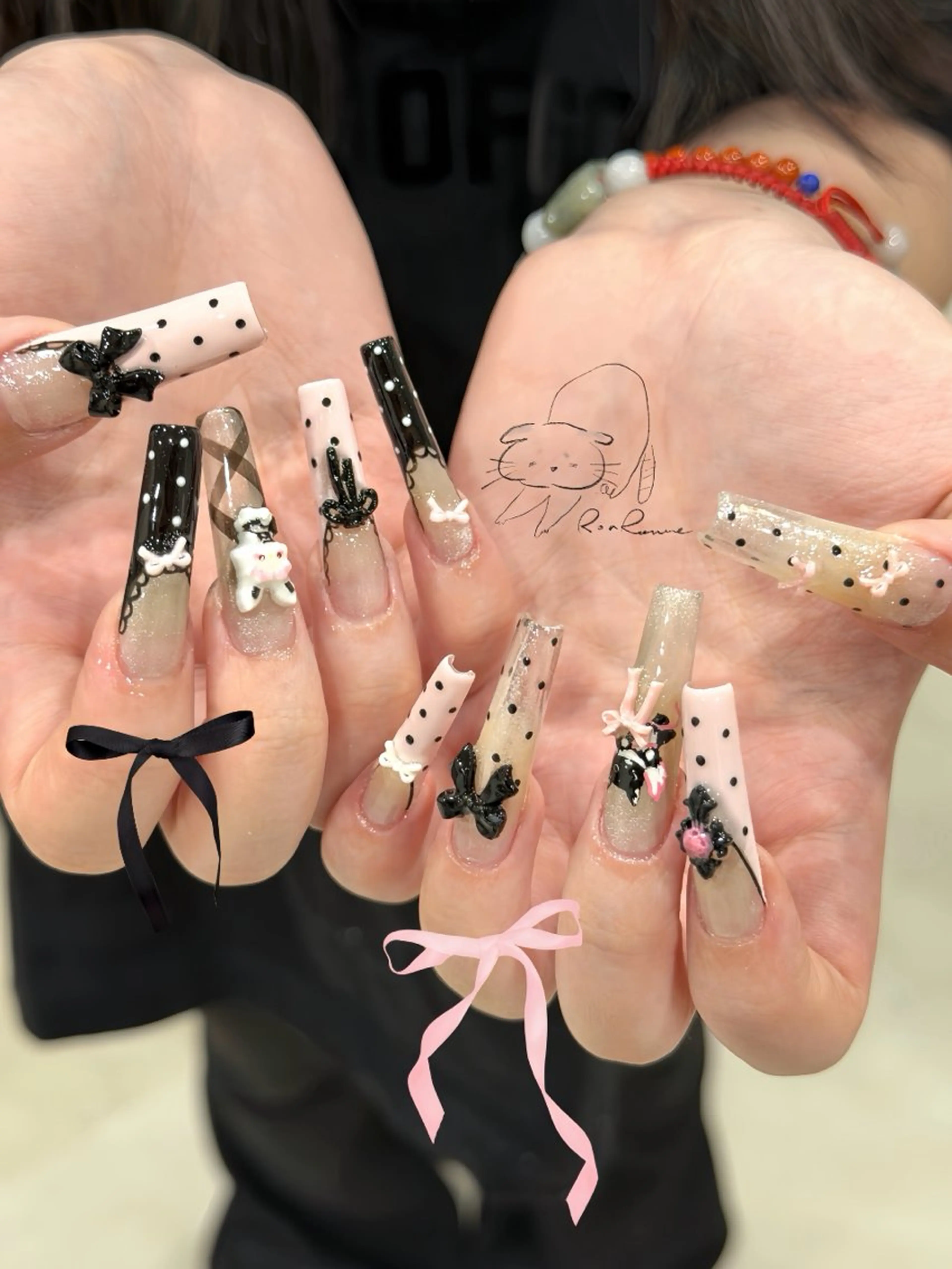 ネイル オーロラネイル 長さ出し フレンチネイル ジェルネイル ミラーネイル ハンドネイル Cho Artネイル所属・ronronne .のネイルデザイン