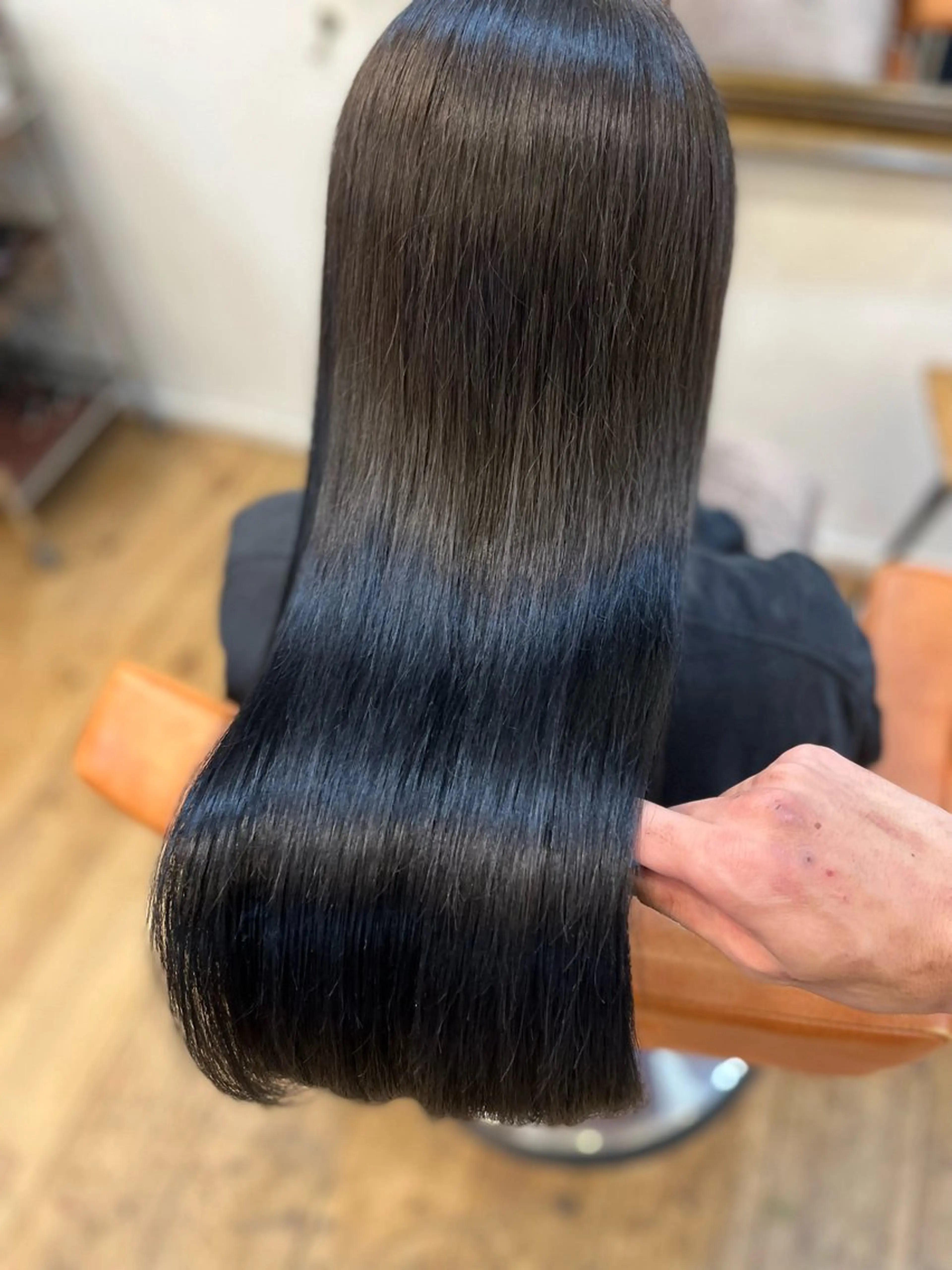 ロング ⚪️髪質改善 縮毛 店長 コウ⚪️のヘアスタイル