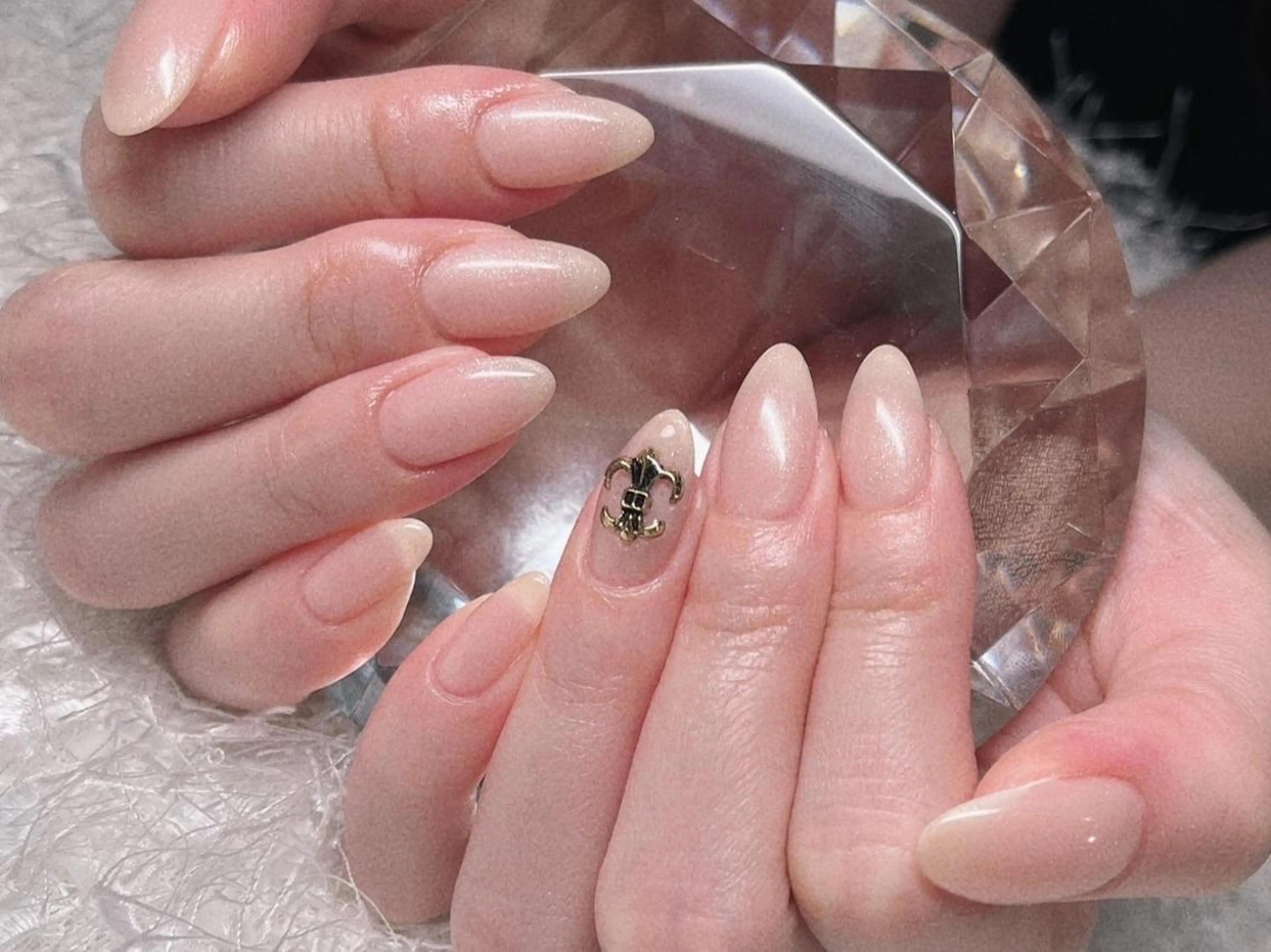 ネイル 長さ出し ジェルネイル グラデーション 韓国ネイル マグネットネイル ハンドネイル Nail&eye Belire 新宿のネイルデザイン