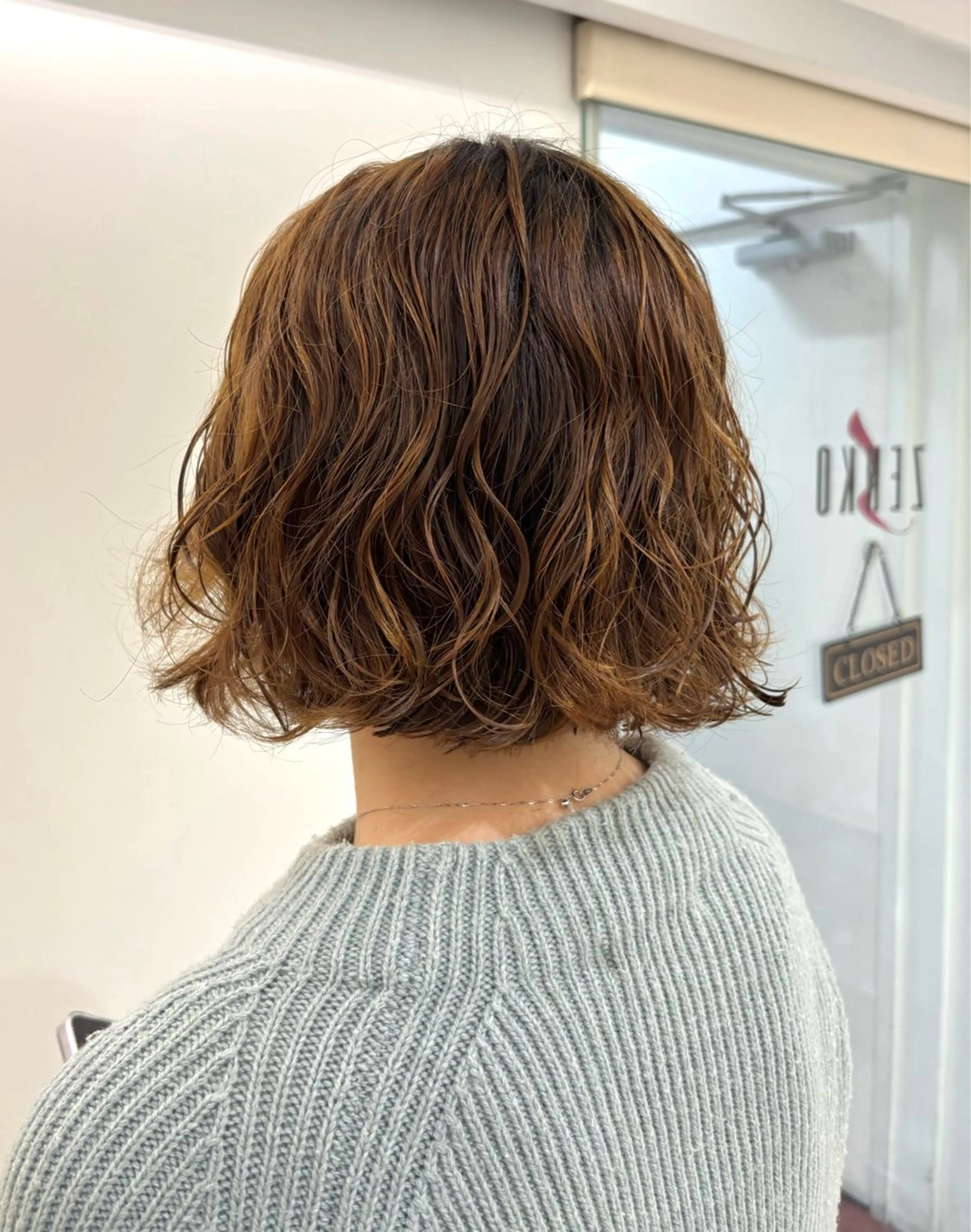 ［平日限定］カット＋コールドパーマ＋トリートメント（ボブパーマ、ショートパーマ、レイヤーパーマ）の写真