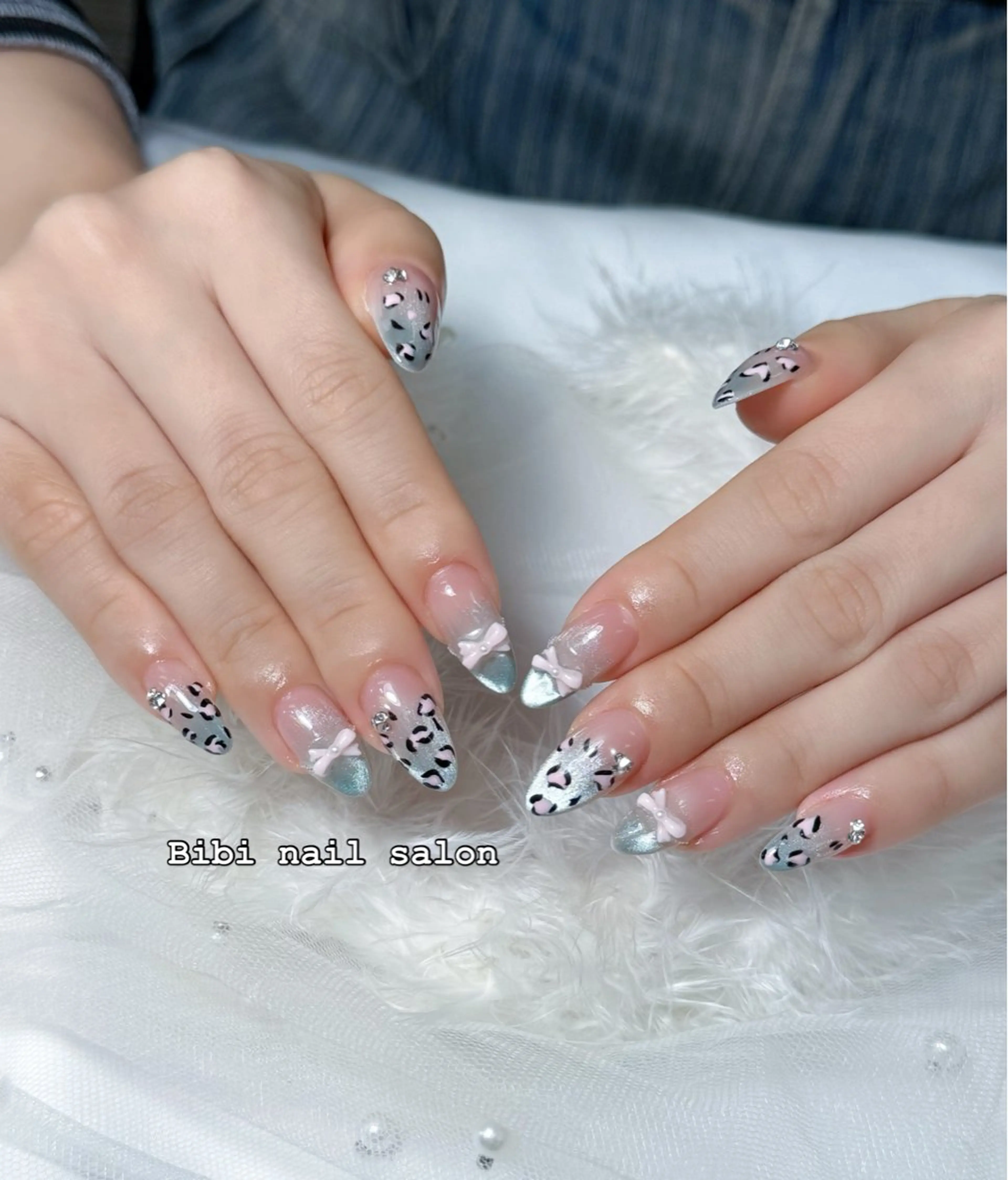 セミロング ハンドネイル Bibi beauty spa Osaka所属・Bibi nail Osakaのネイルデザイン