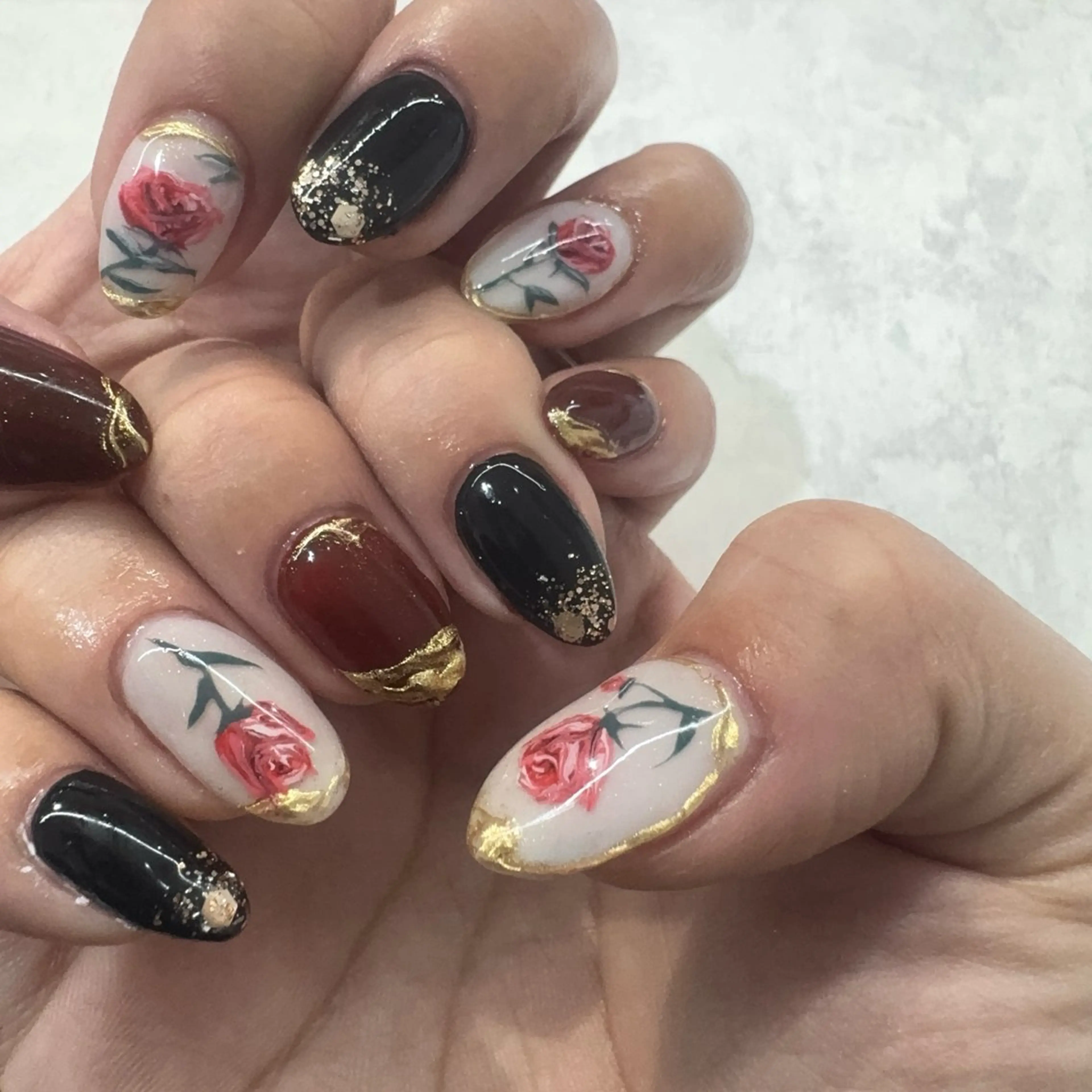 ネイル Arona nail salon所属・よだ ゆりあのネイルデザイン