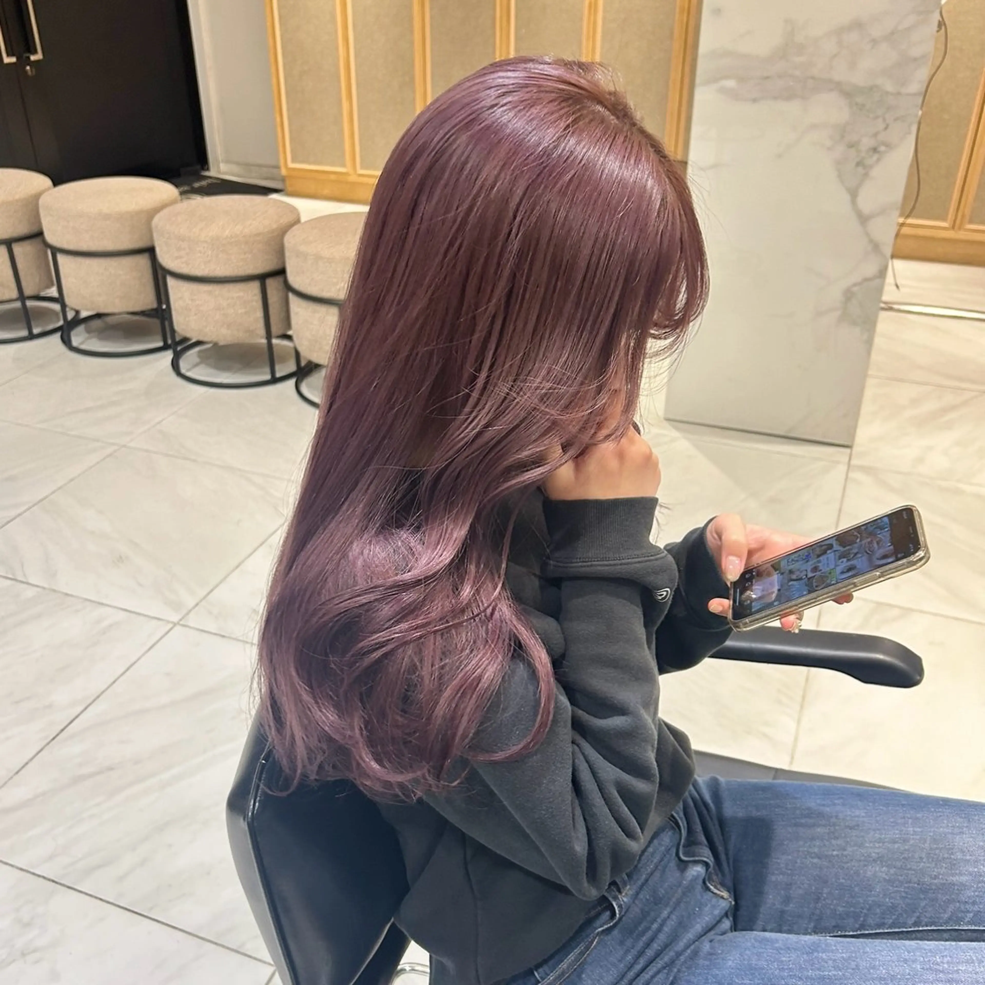 ロング カラー ラベンダーカラー ayumi / ミディアムトーンのヘアスタイル