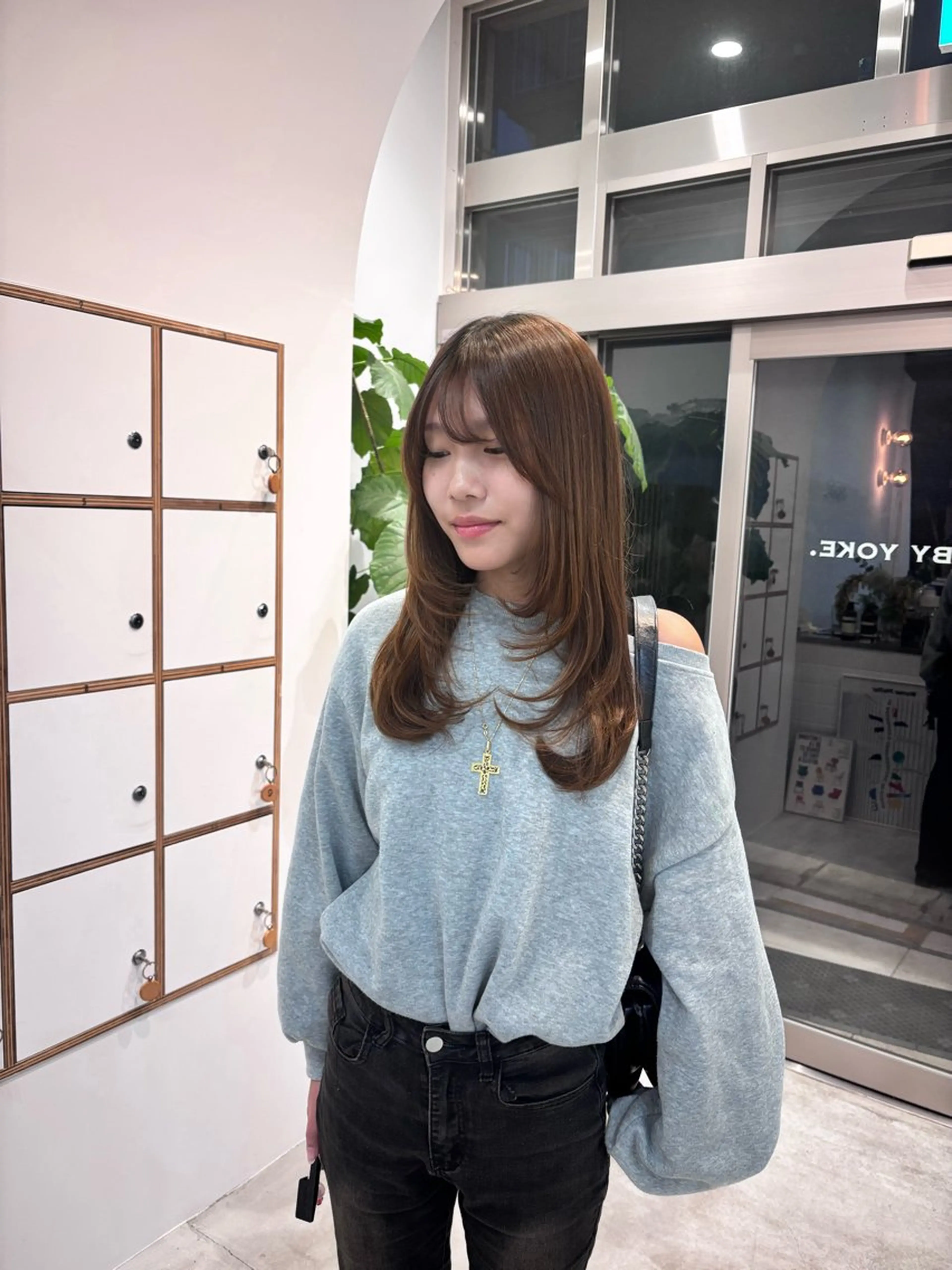 ロング レイヤーカット カット ヘアカラー トリートメント 千田 りんなのヘアスタイル