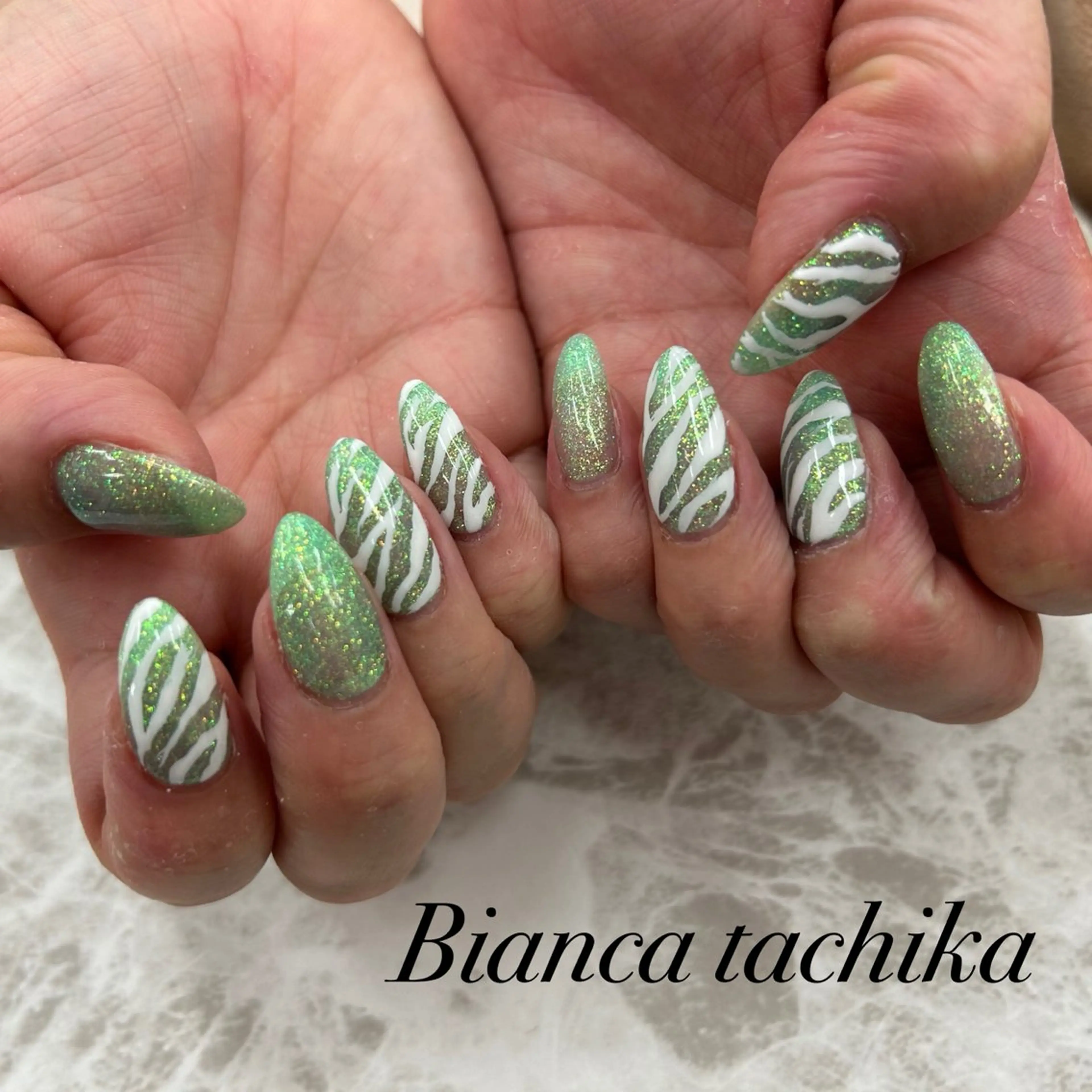 ネイル Bianca 立川店 小川のネイルデザイン