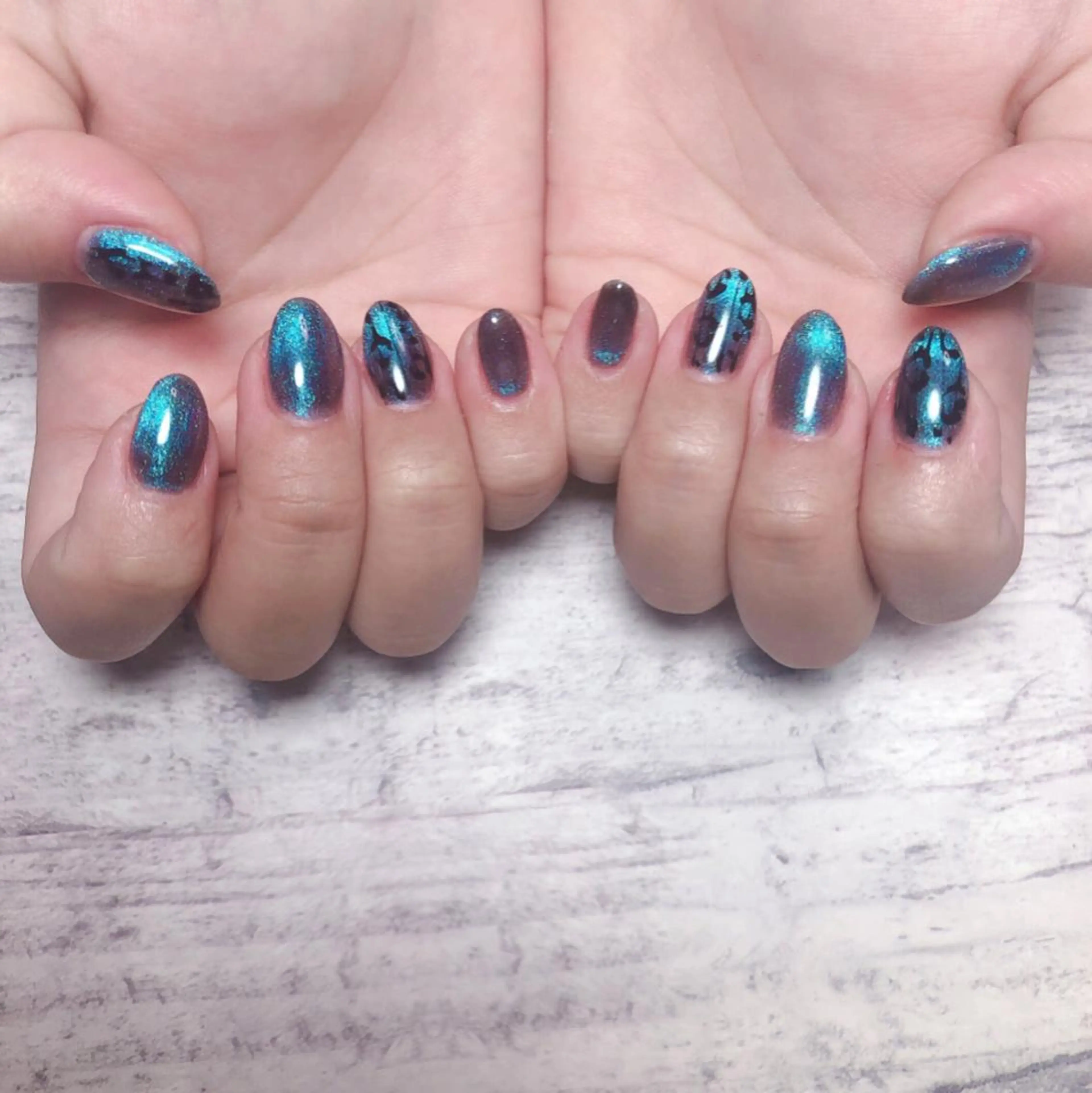 ネイル マグネットネイル 個室ネイルサロンDolly Girl〜ドーリーガール〜所属・DollyGirl KYOKOのネイルデザイン