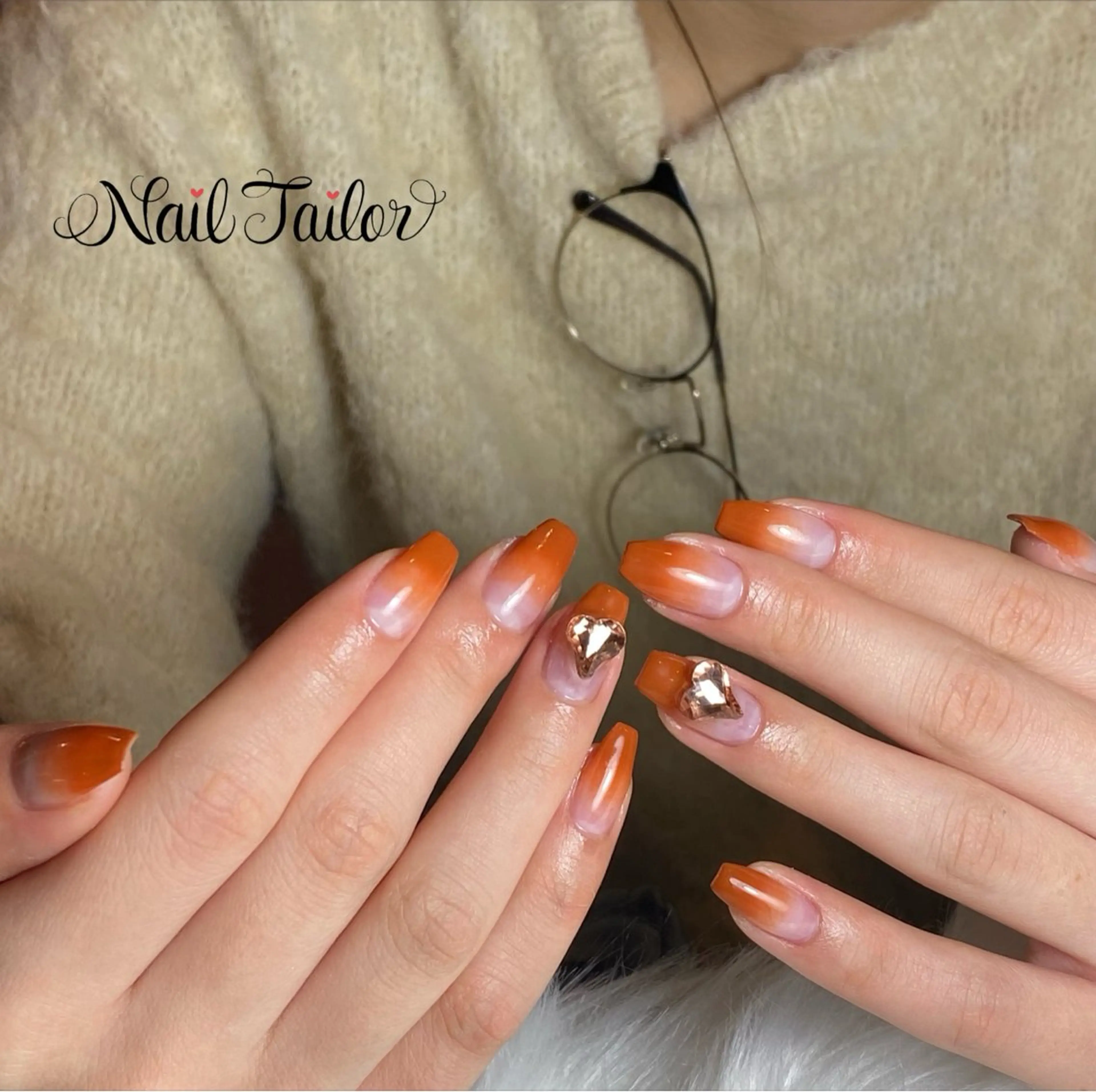 ネイル ブラウン ジェルネイル グラデーション ハート ロングネイル ハンドネイル 〜Nail Tailor〜　ネイルテイラー所属・NailTailor ネイルテイラーのネイルデザイン