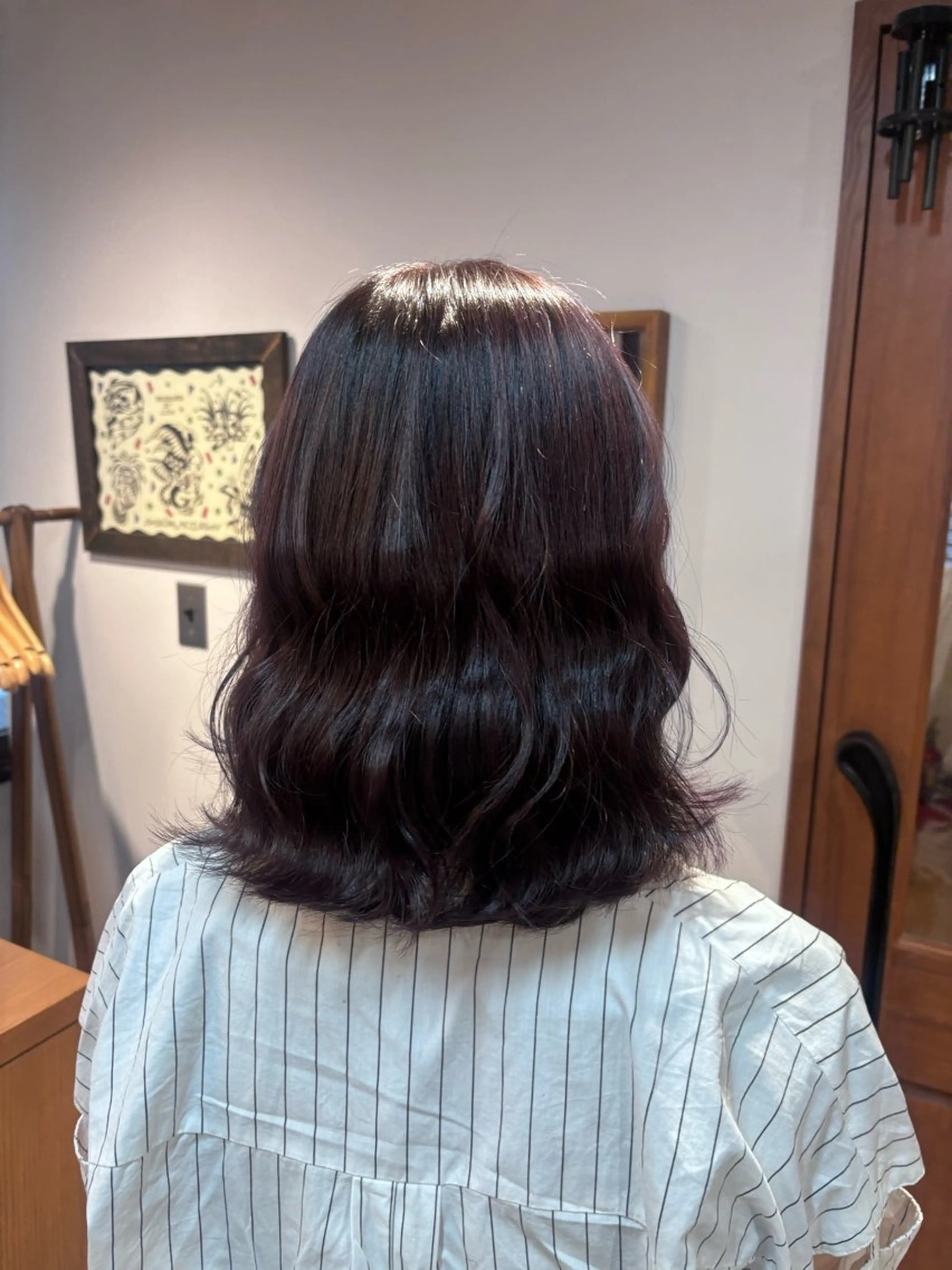 ショート カラー ラベンダーカラー ヘアカラー 山口 摩七斗のヘアスタイル