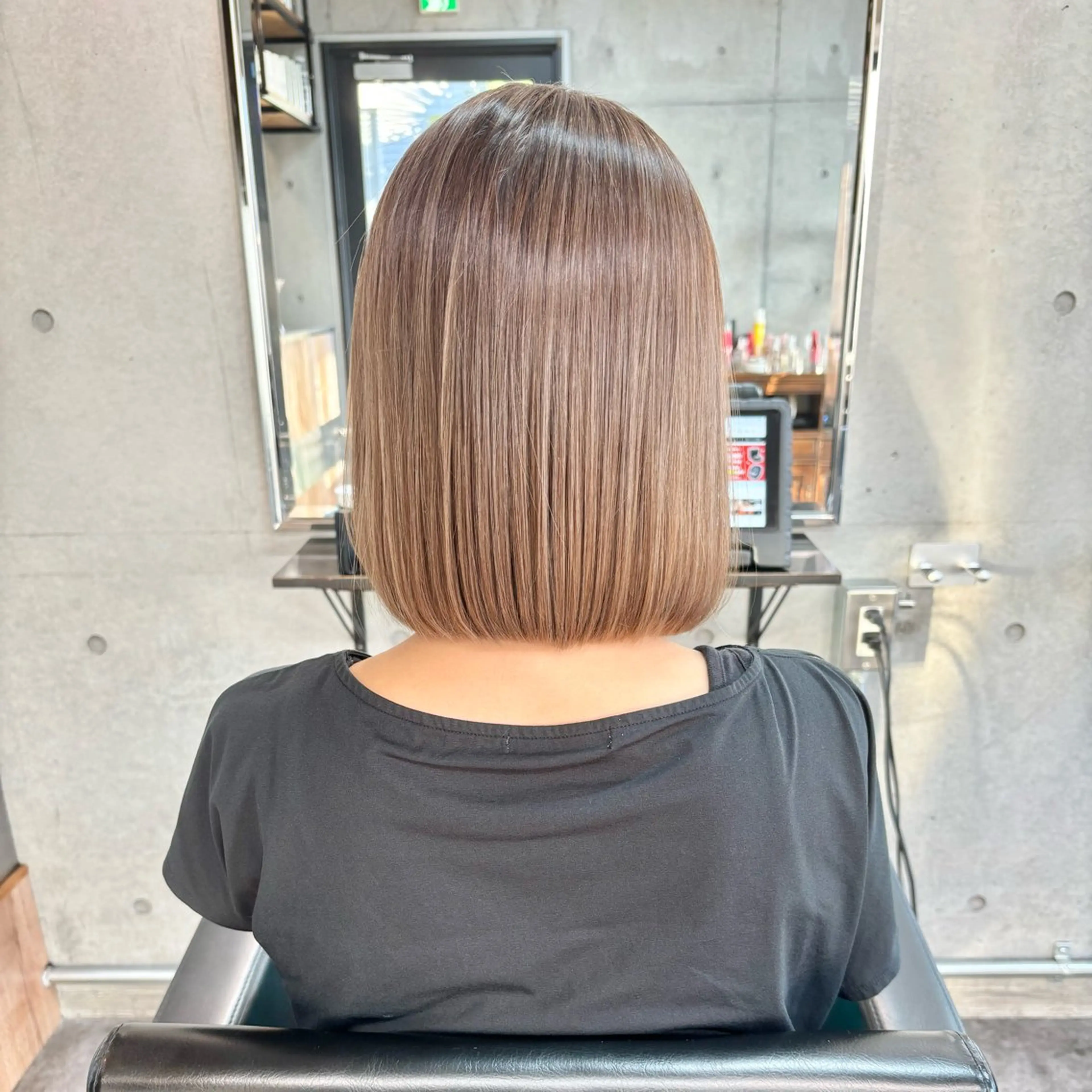 ショート カラー 髪質改善 トリートメント カット ヘアカラー トリートメント ショートボブ縮毛矯正 髪質改善のプロ山道潤のヘアスタイル