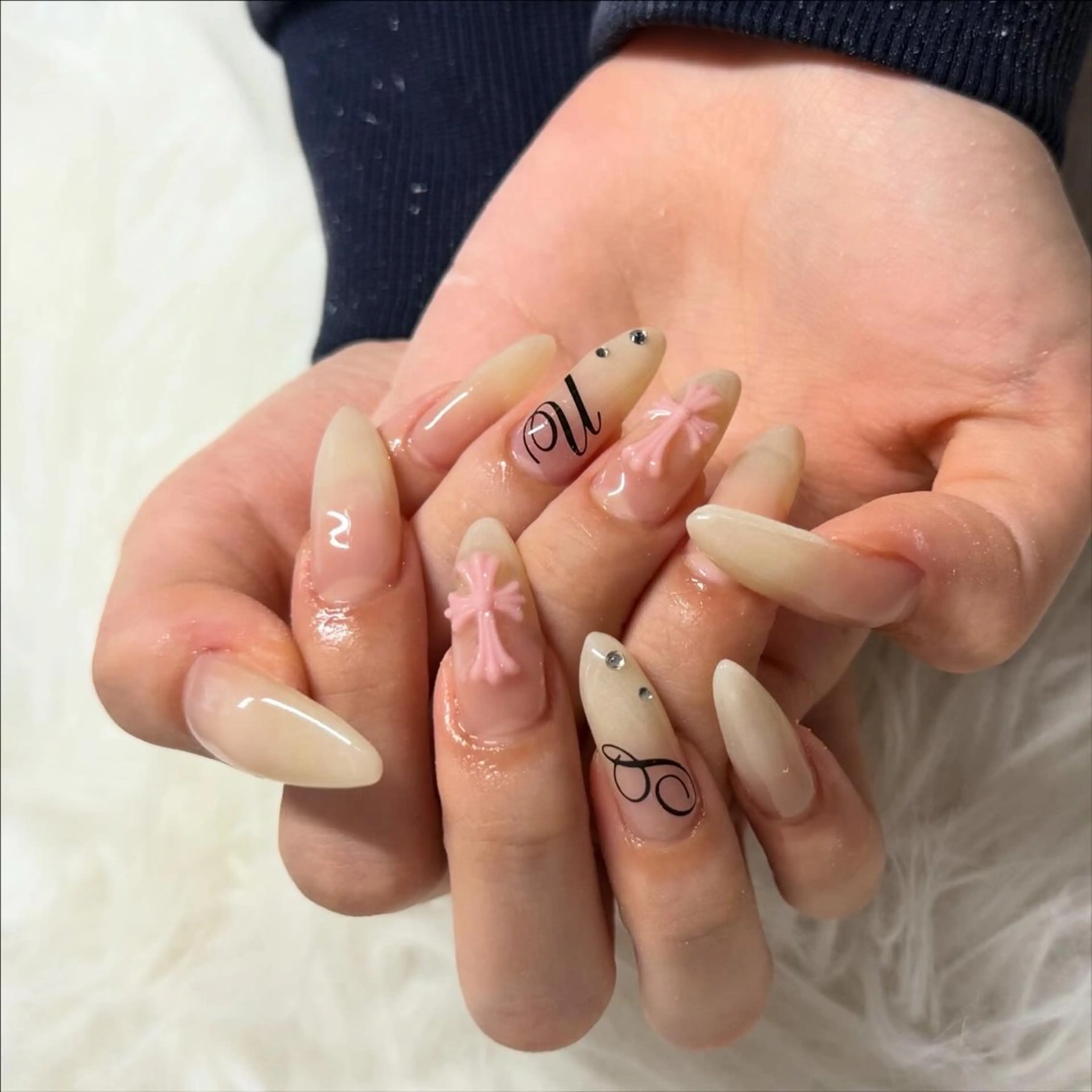 ロング ハンドネイル mao .のネイルデザイン