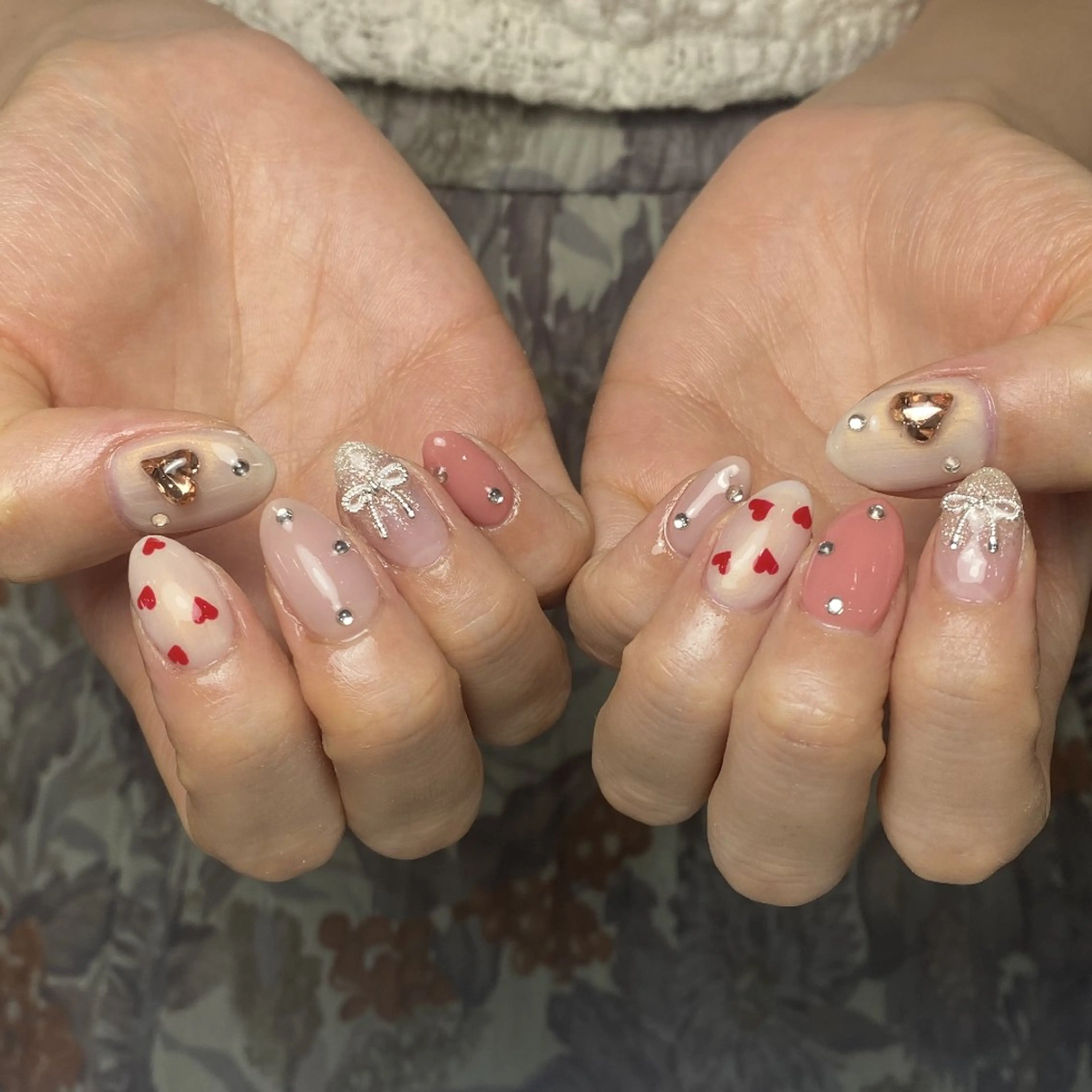 ネイル アートネイル フラワーネイル フットネイル フレンチネイル ジェルネイル ハンドネイル UM Nail Salonのネイルデザイン