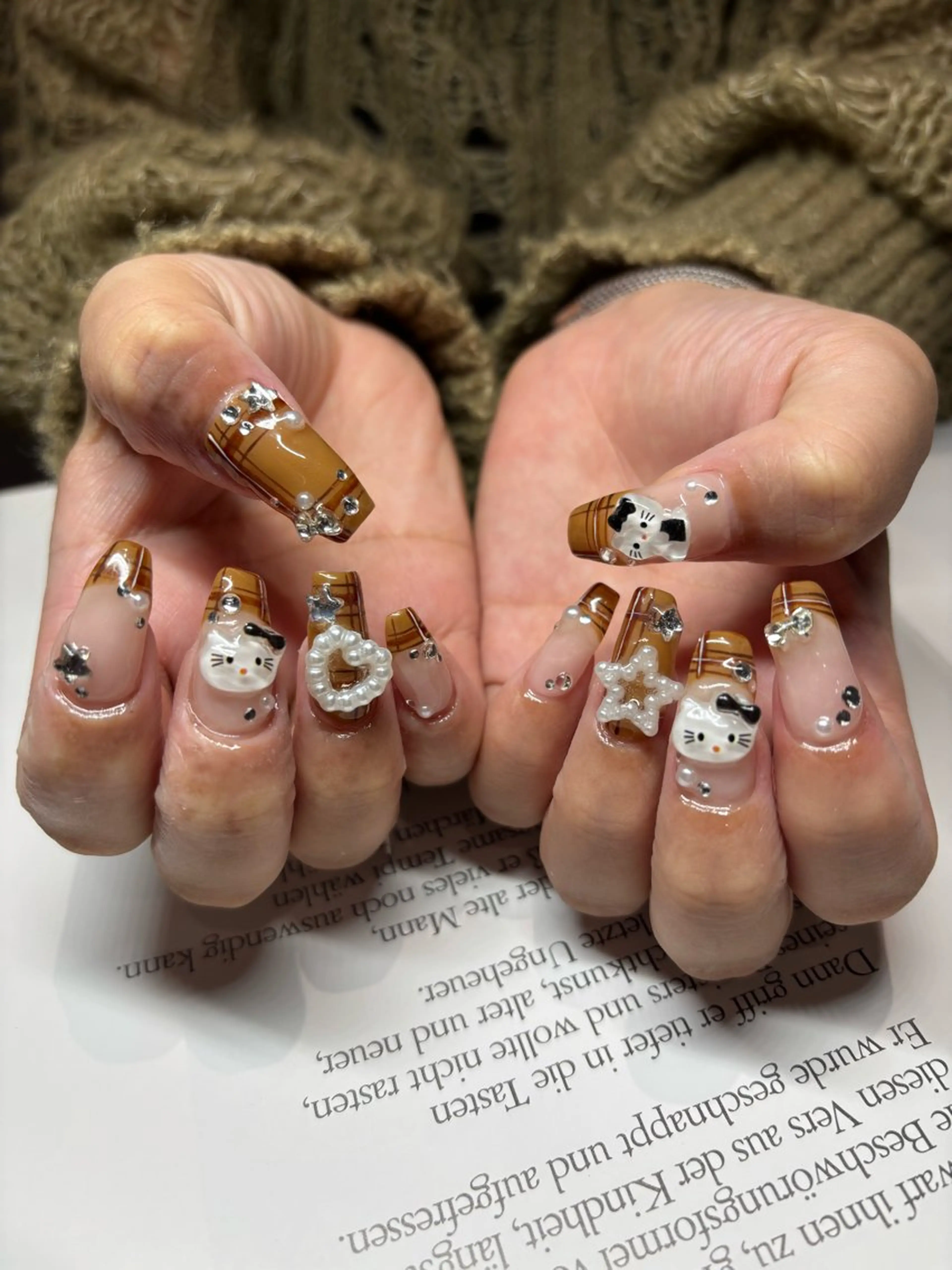 ネイル ハンドネイル K. Yukoのネイルデザイン