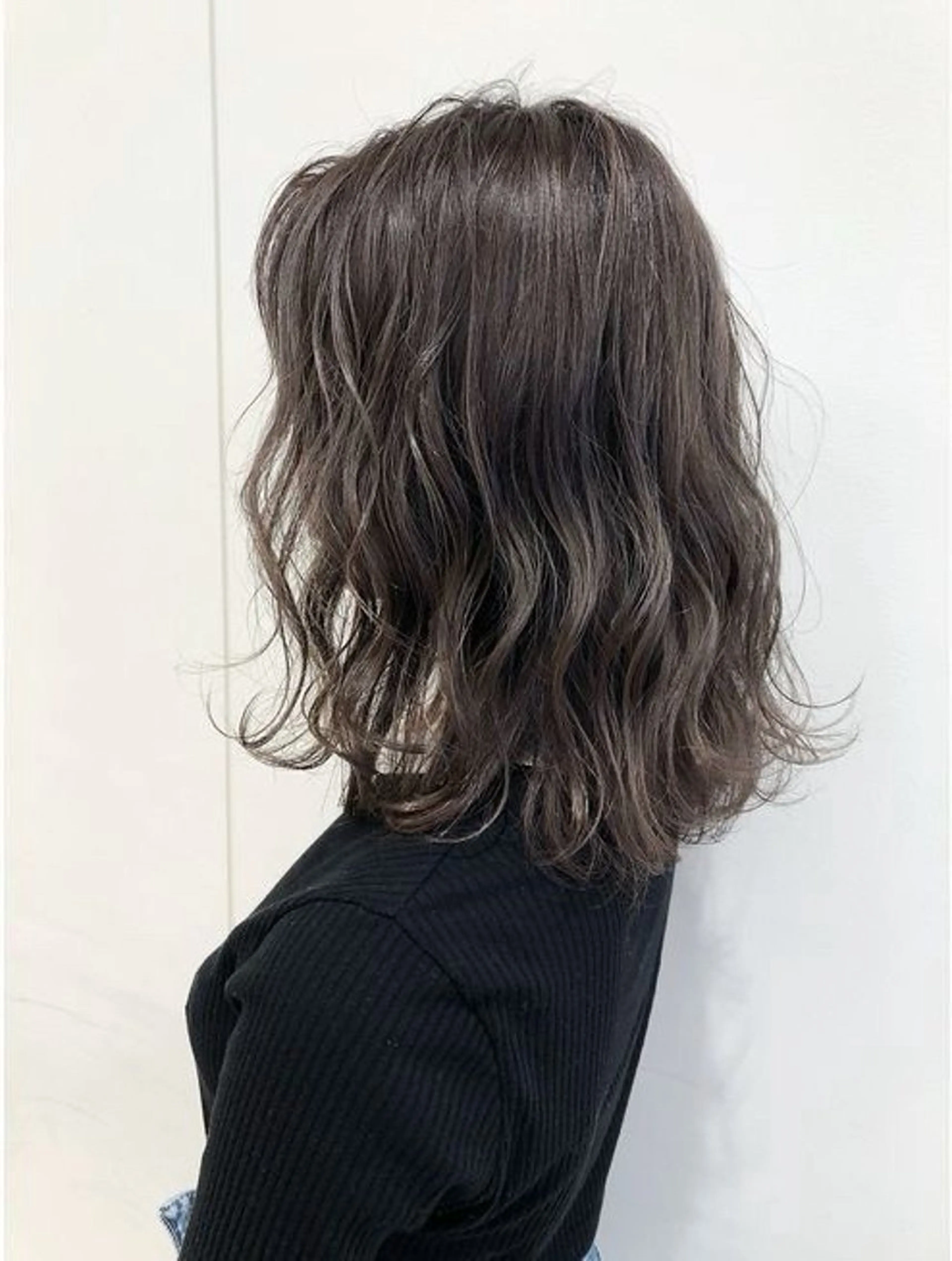 セミロング カラー パーマ セミロングパーマ 森山 陽菜のヘアスタイル