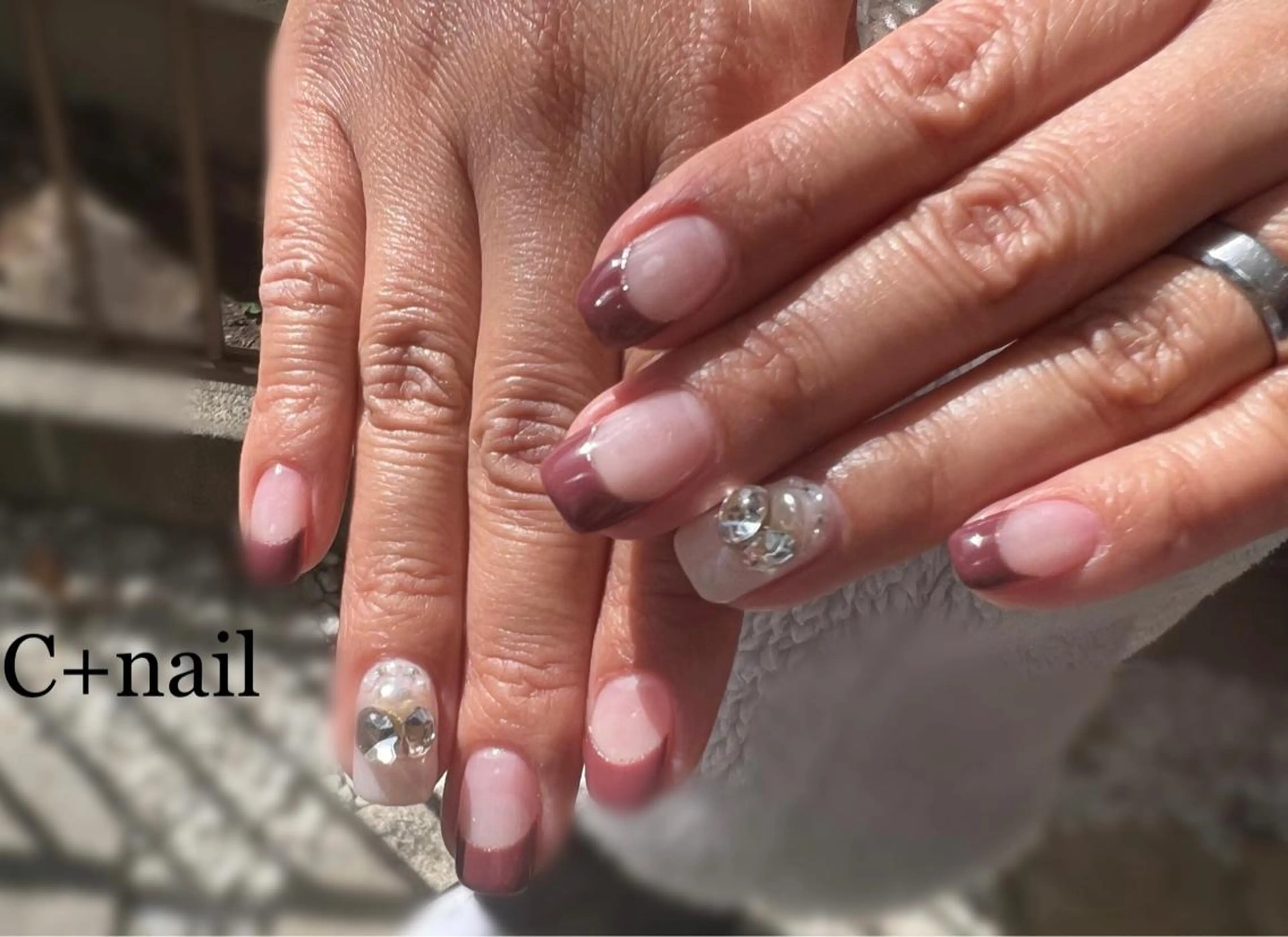 ネイル アートネイル フレンチネイル グラデーション キラキラネイル 韓国ネイル ハンドネイル ✴︎ C+nailのネイルデザイン