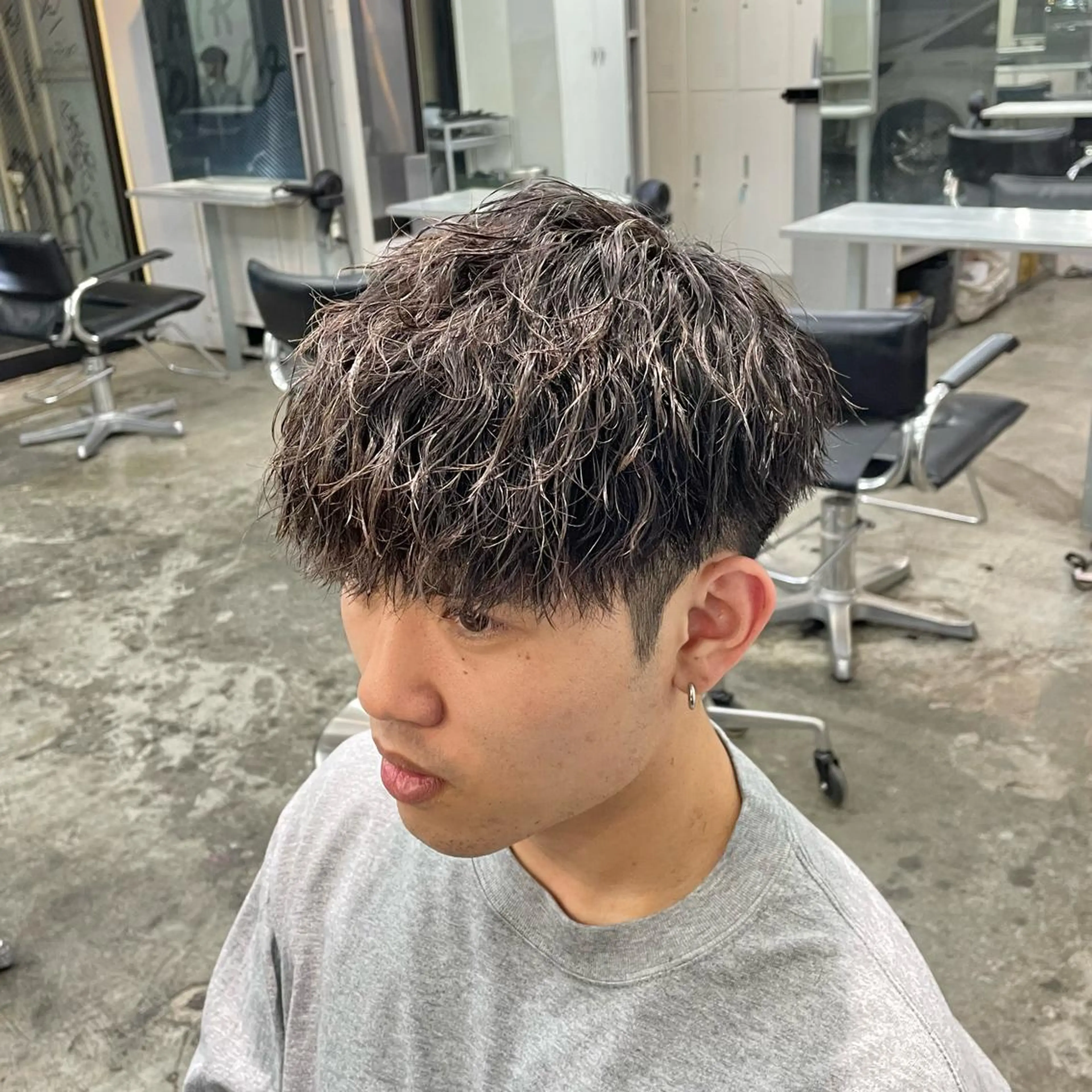 ショート パーマ メンズ マッシュ ショートヘア カット パーマ メンズ特化美容師/ 藤戸 椋のヘアスタイル