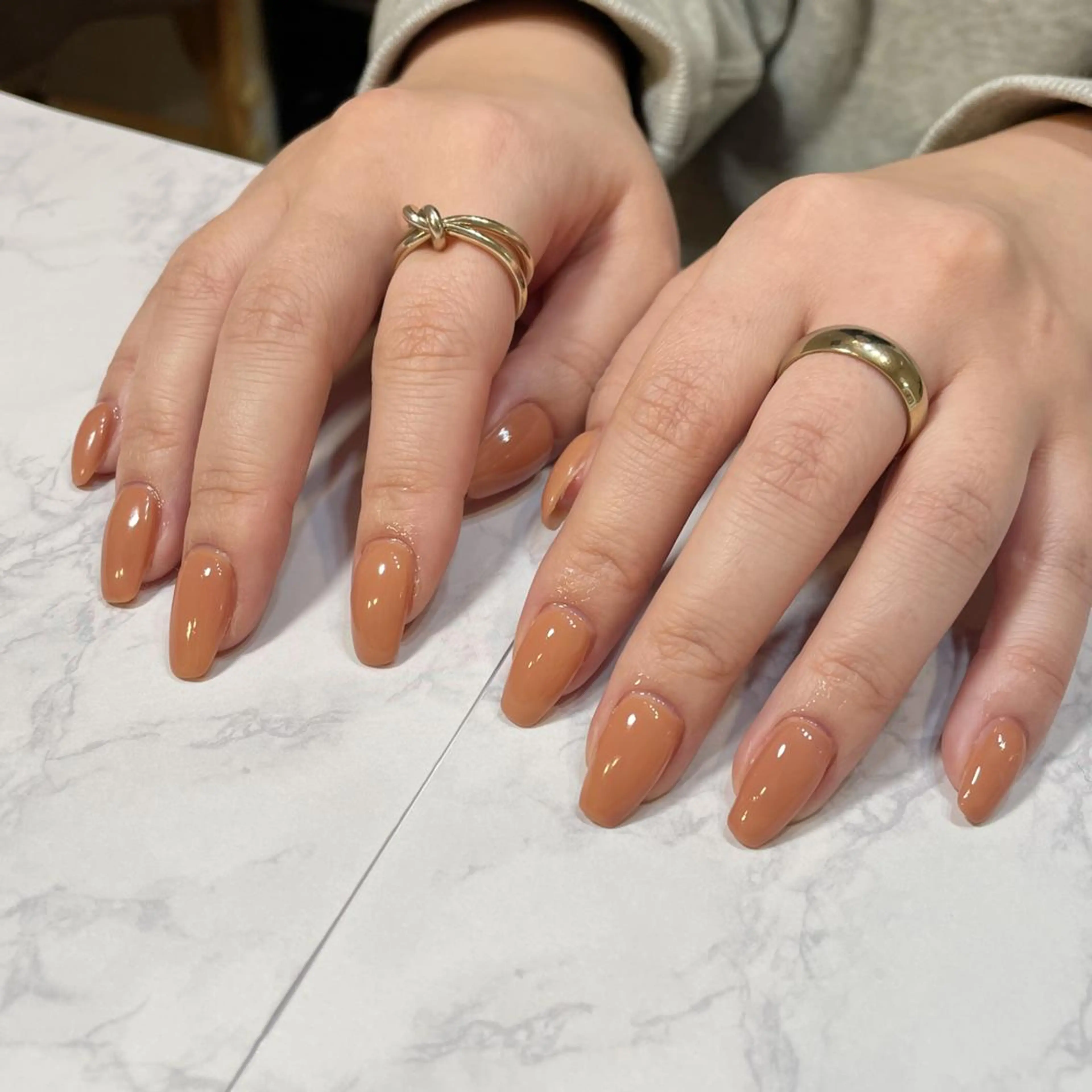 《ケア&オフ込み》ワンカラー💅（フィルイン）の写真