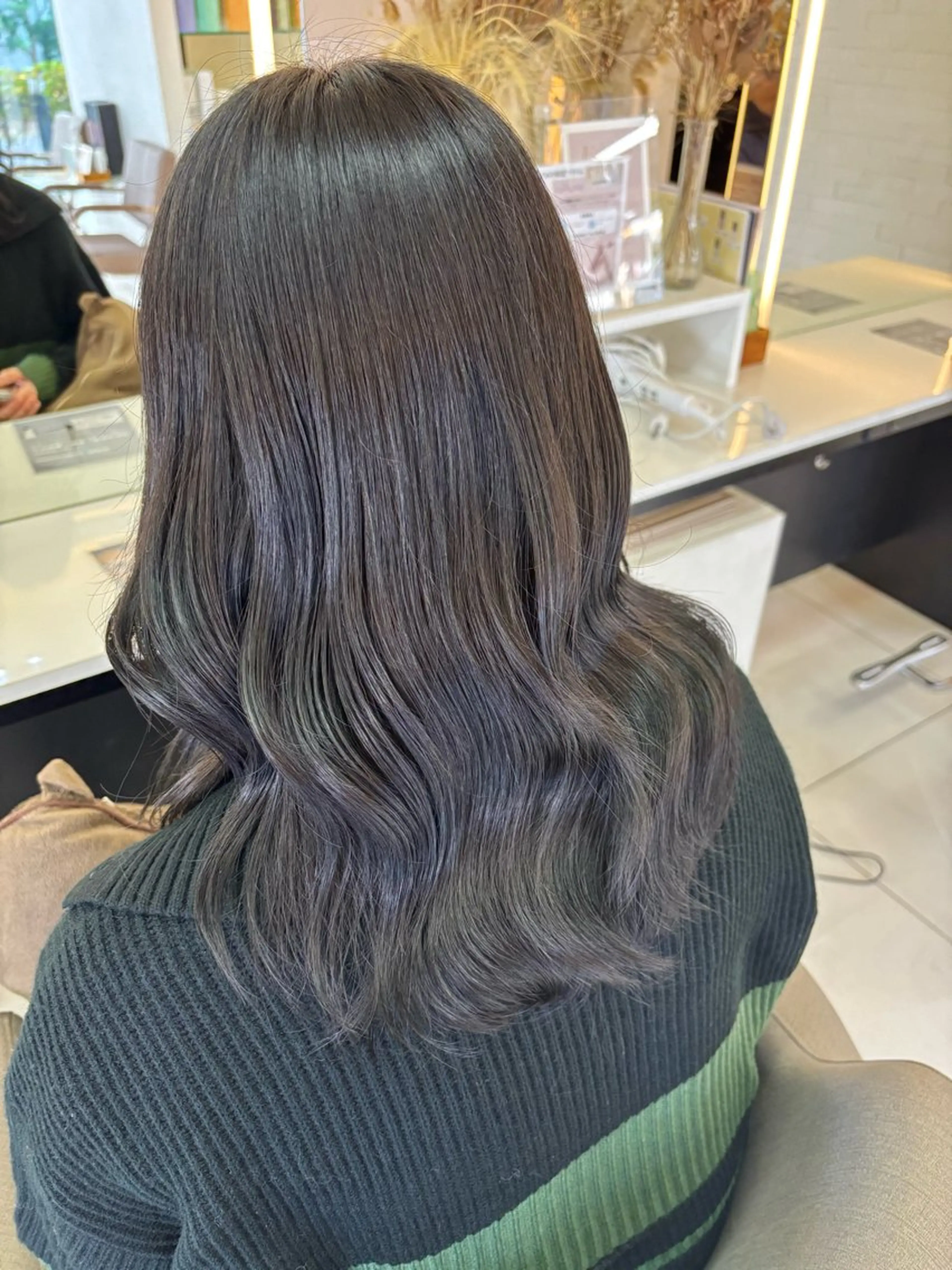 ミディアム Iris by artina 武蔵小杉店【イリス バイ アルティナ】所属・レイヤーカット/ボブ /nene🍥⋆*のヘアスタイル