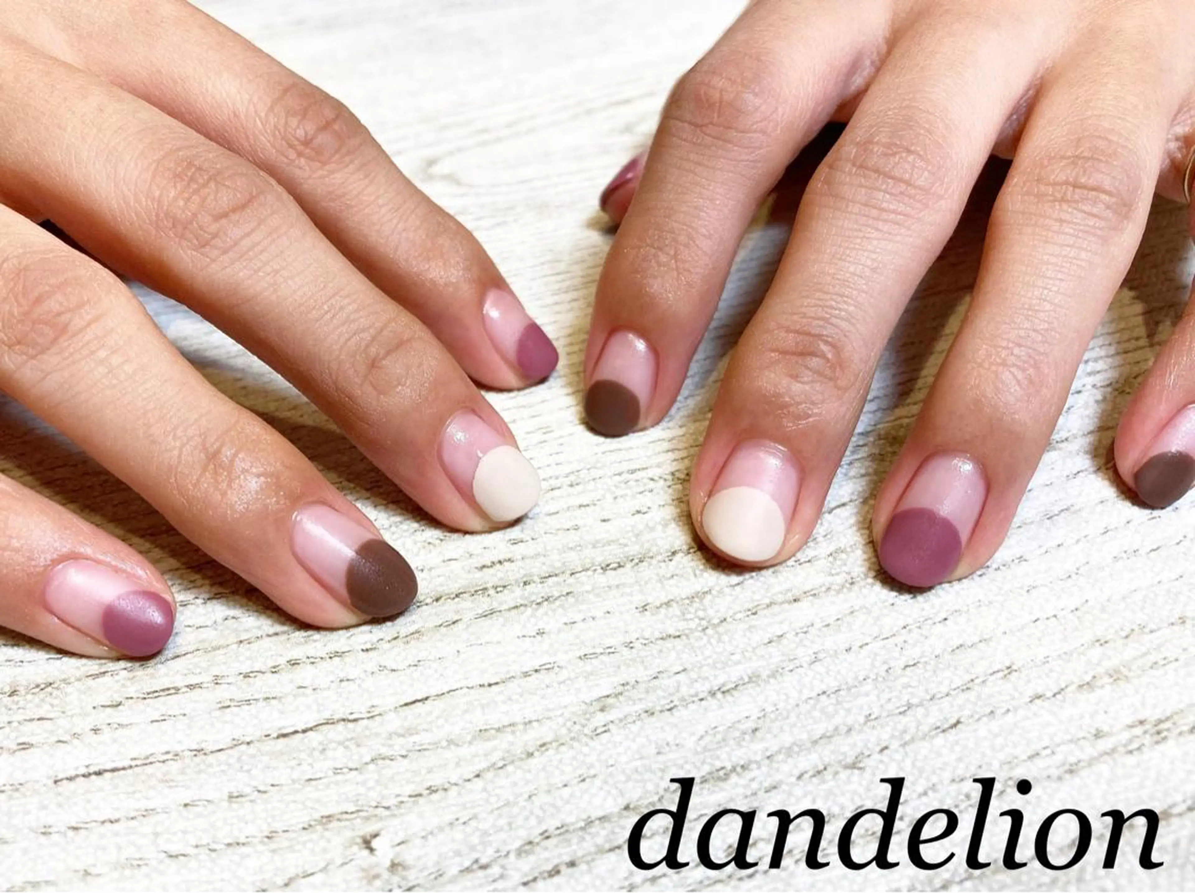 ネイル ハンドネイル ハンドケア dandelion ダンデライオンのネイルデザイン