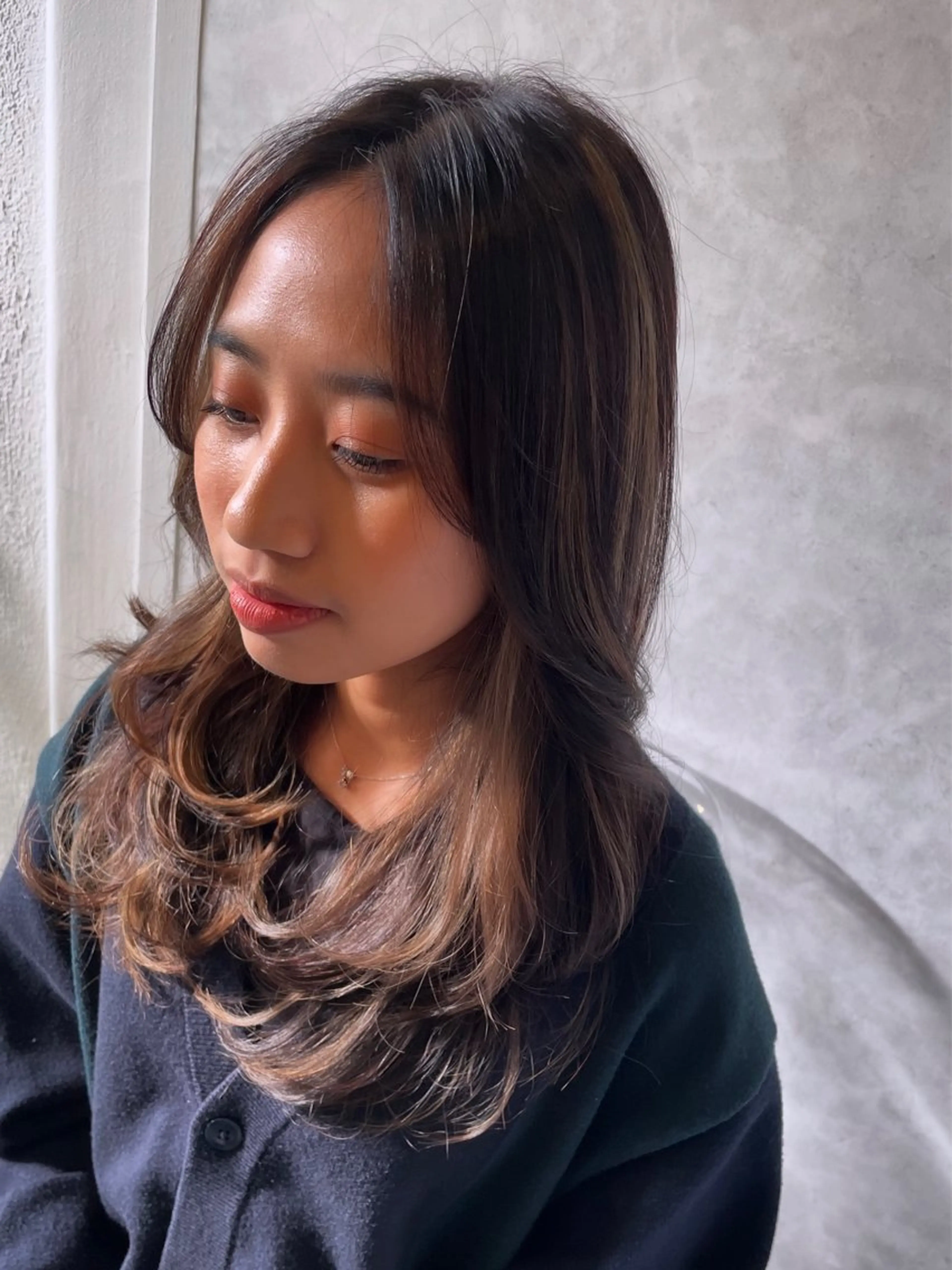 ロング ロングレイヤー 顔まわりレイヤー 髪質改善 韓国風ヘア レイヤーカット Emitas.宮街道店所属・Yusei/似合わせ /韓国風レイヤーのヘアスタイル