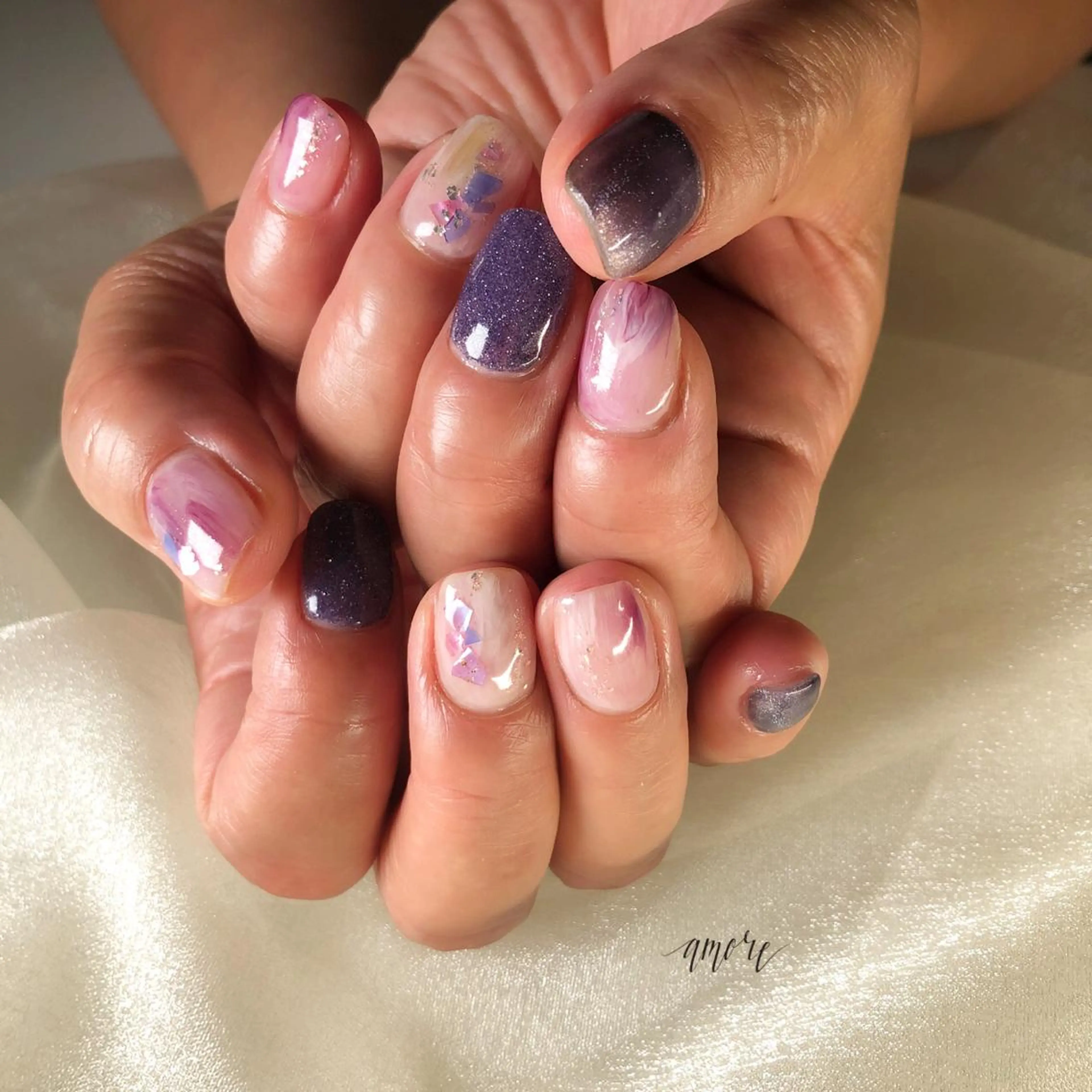 ネイル ジェルネイル 氷ネイル・うるうるネイル マグネットネイル ミラーネイル ニュアンスネイル You kyehwaのネイルデザイン