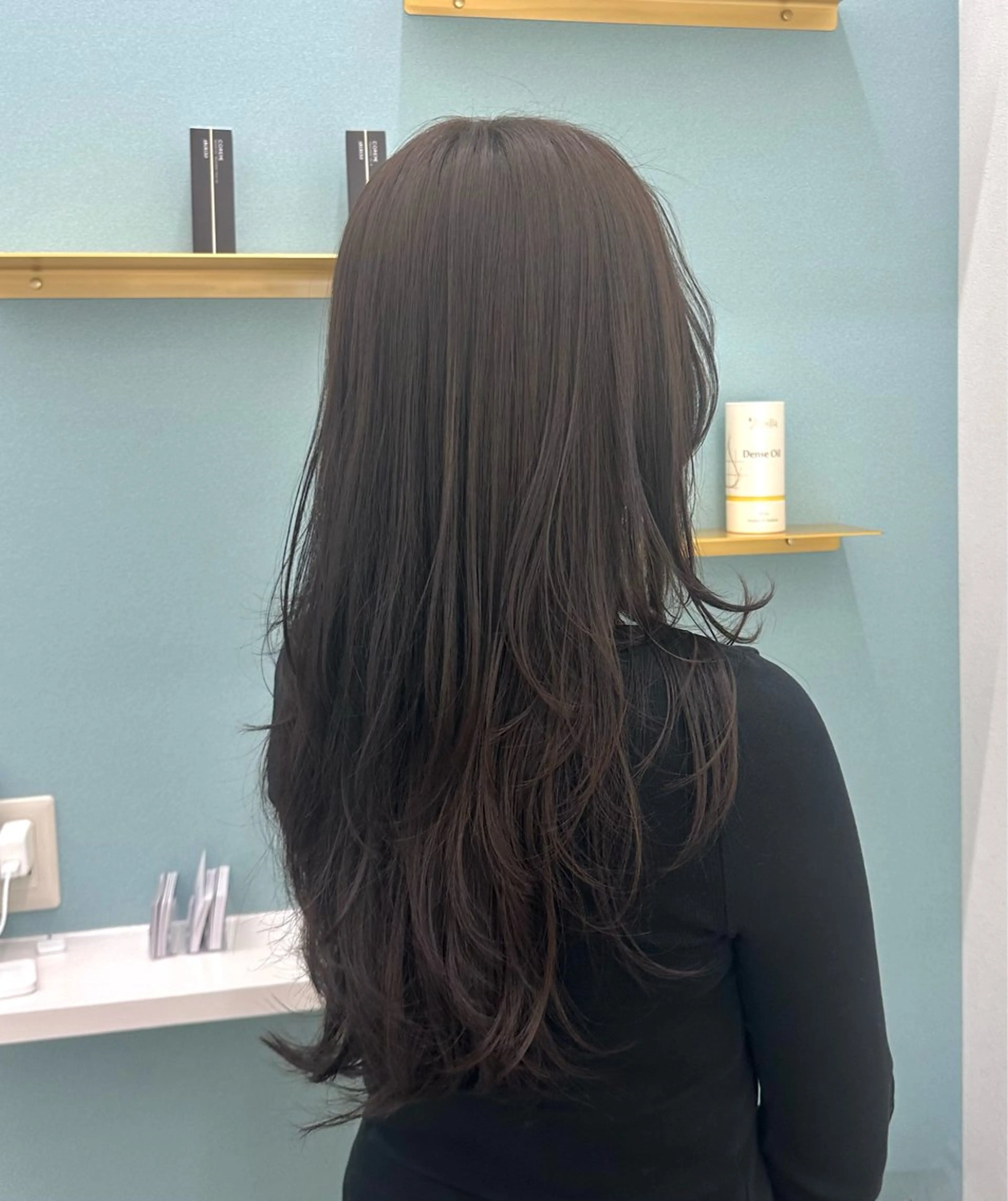 ロング ロングレイヤー レイヤーカット ロング カット 桃香🍑/縮毛矯正 /ダブルカラーのヘアスタイル