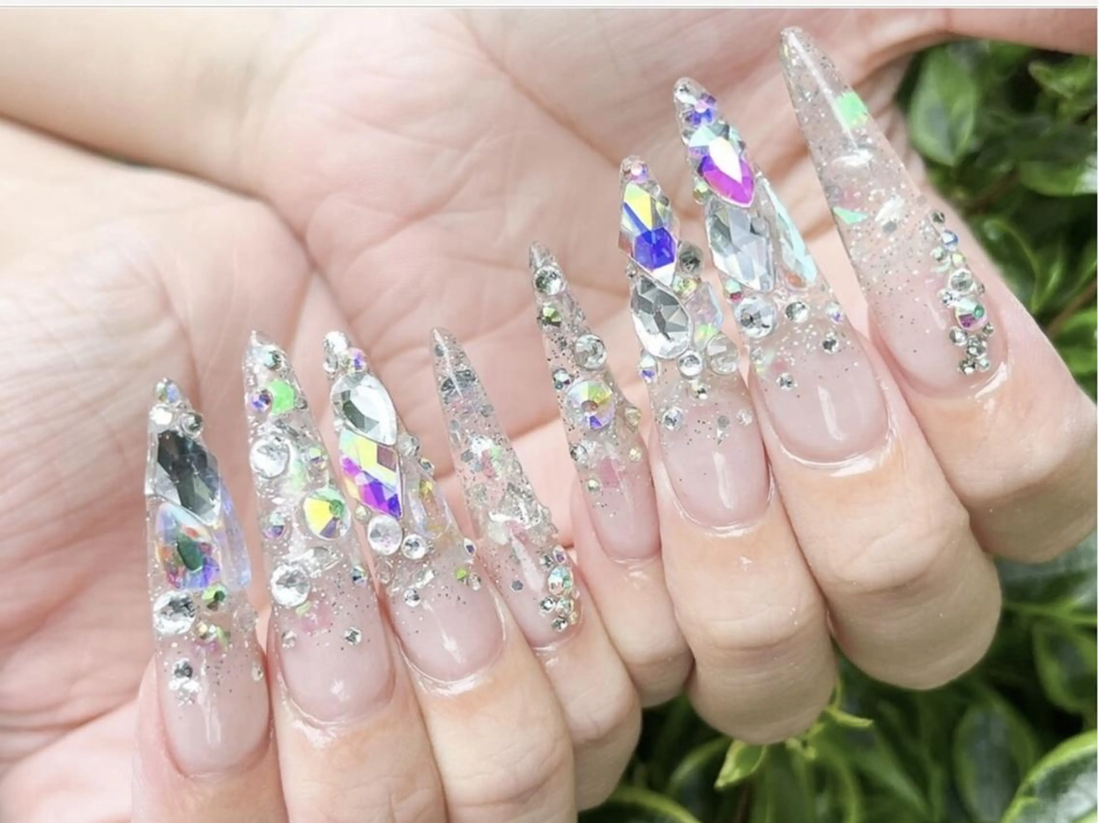 メンズ ネイル アートネイル フレンチネイル ジェルネイル キラキラネイル パラジェル ハンドネイル フットネイル Bloom kabukiのネイルデザイン