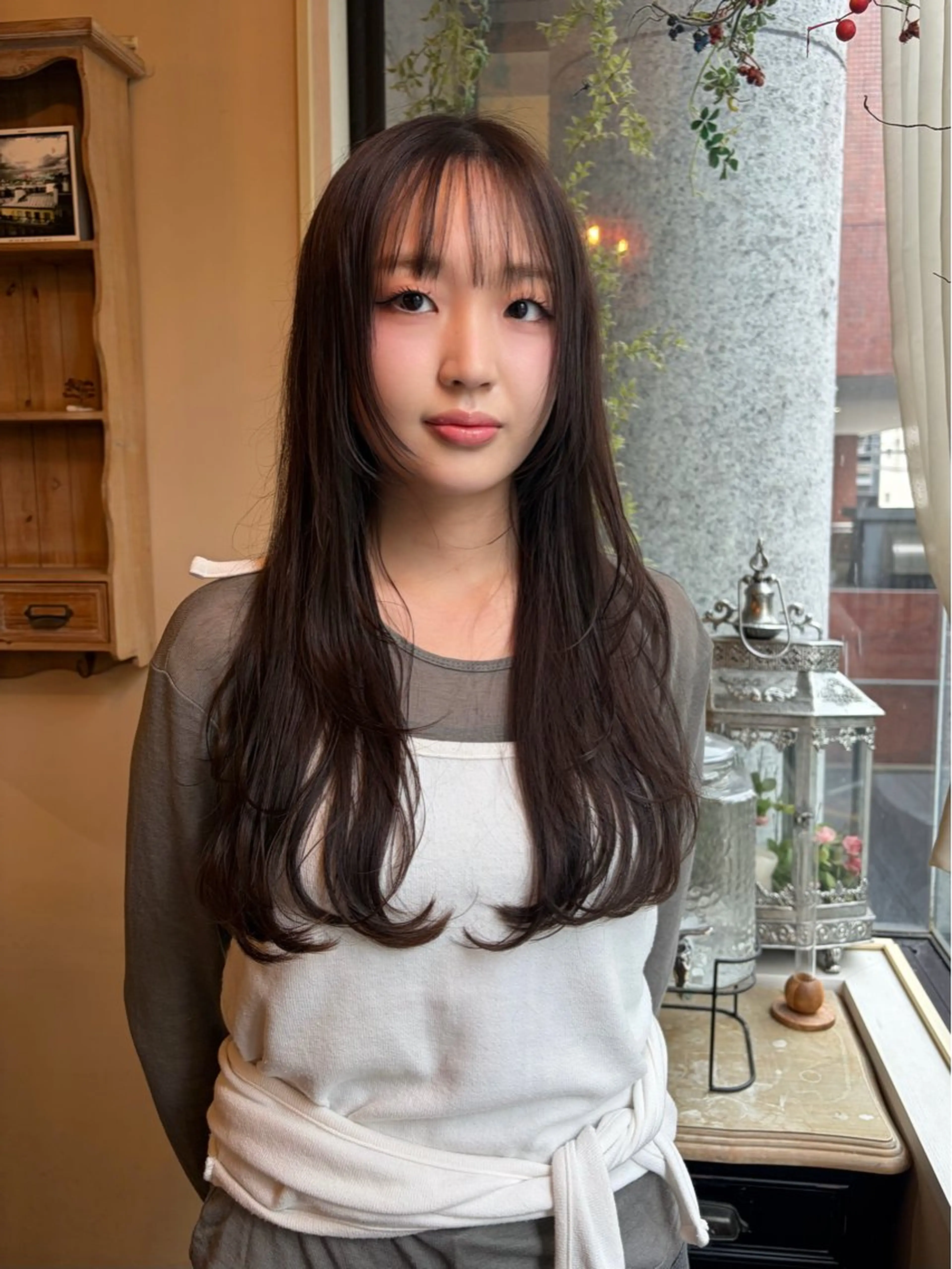 ロング 笠井 彩花のヘアスタイル