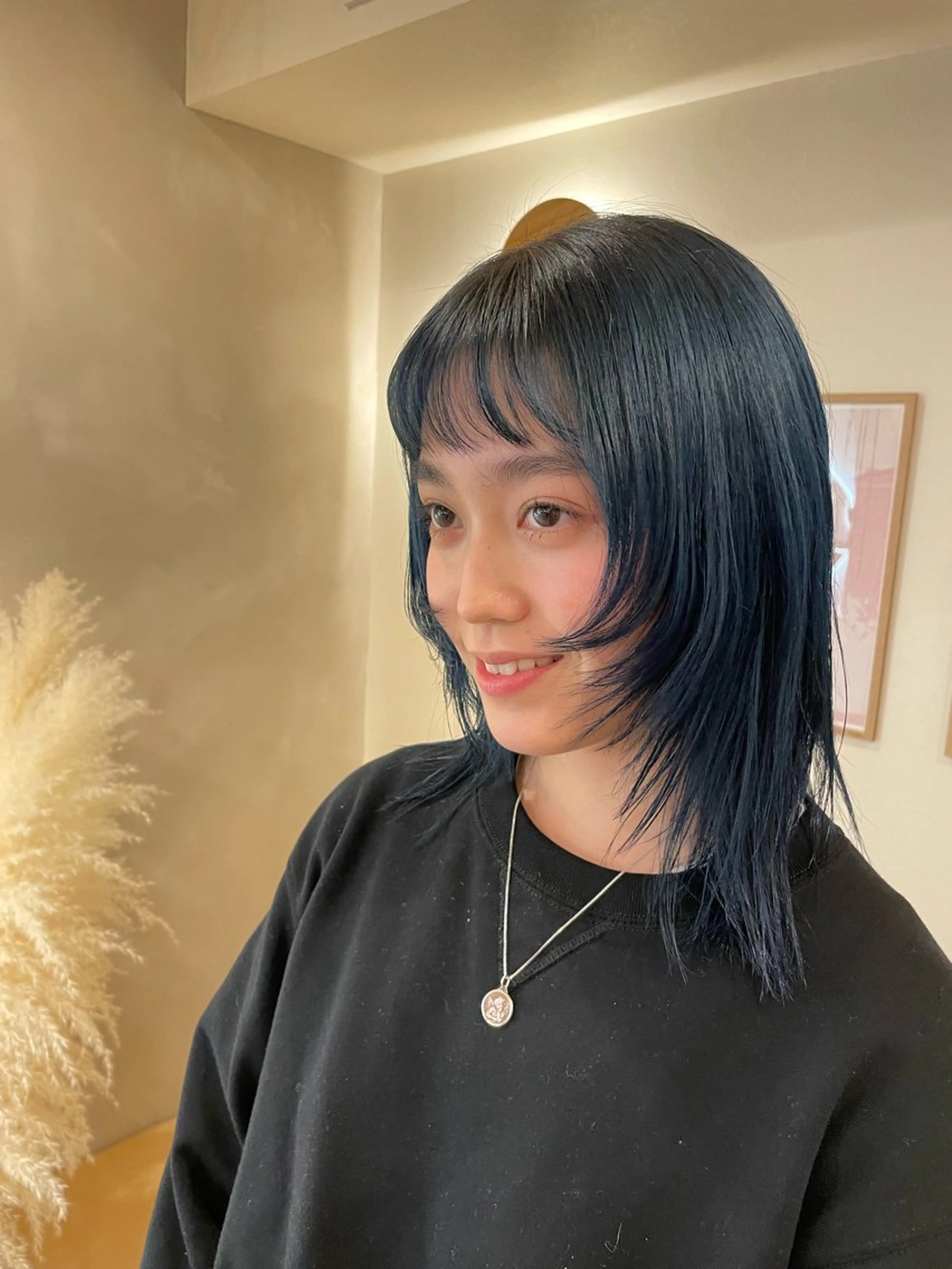 ミディアム カラー ミディアムレイヤー レイヤーカット カット ヘアカラー シンバヒナノ/パーマ レイヤーカット/ボブのヘアスタイル