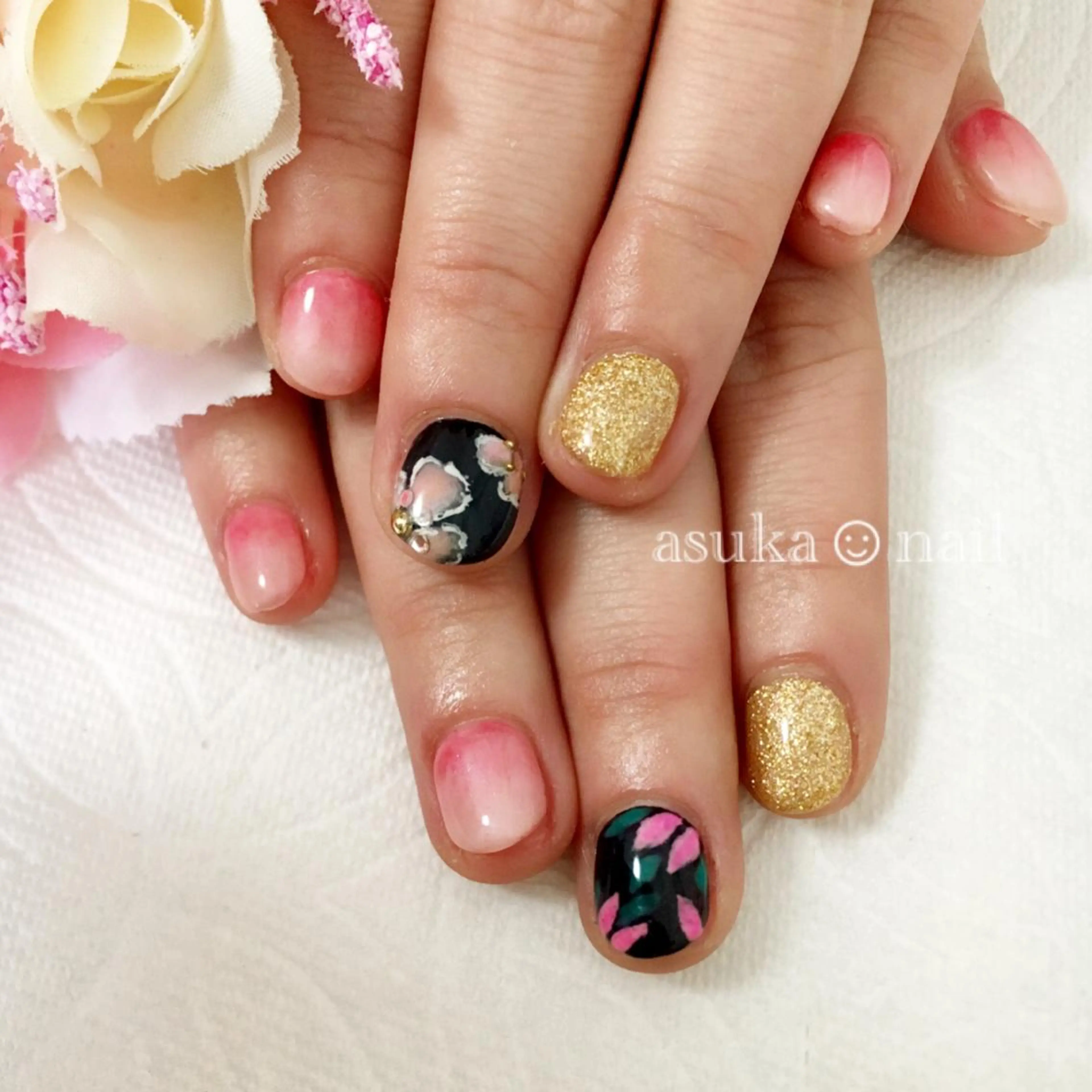 ネイル La Colzaのネイルデザイン