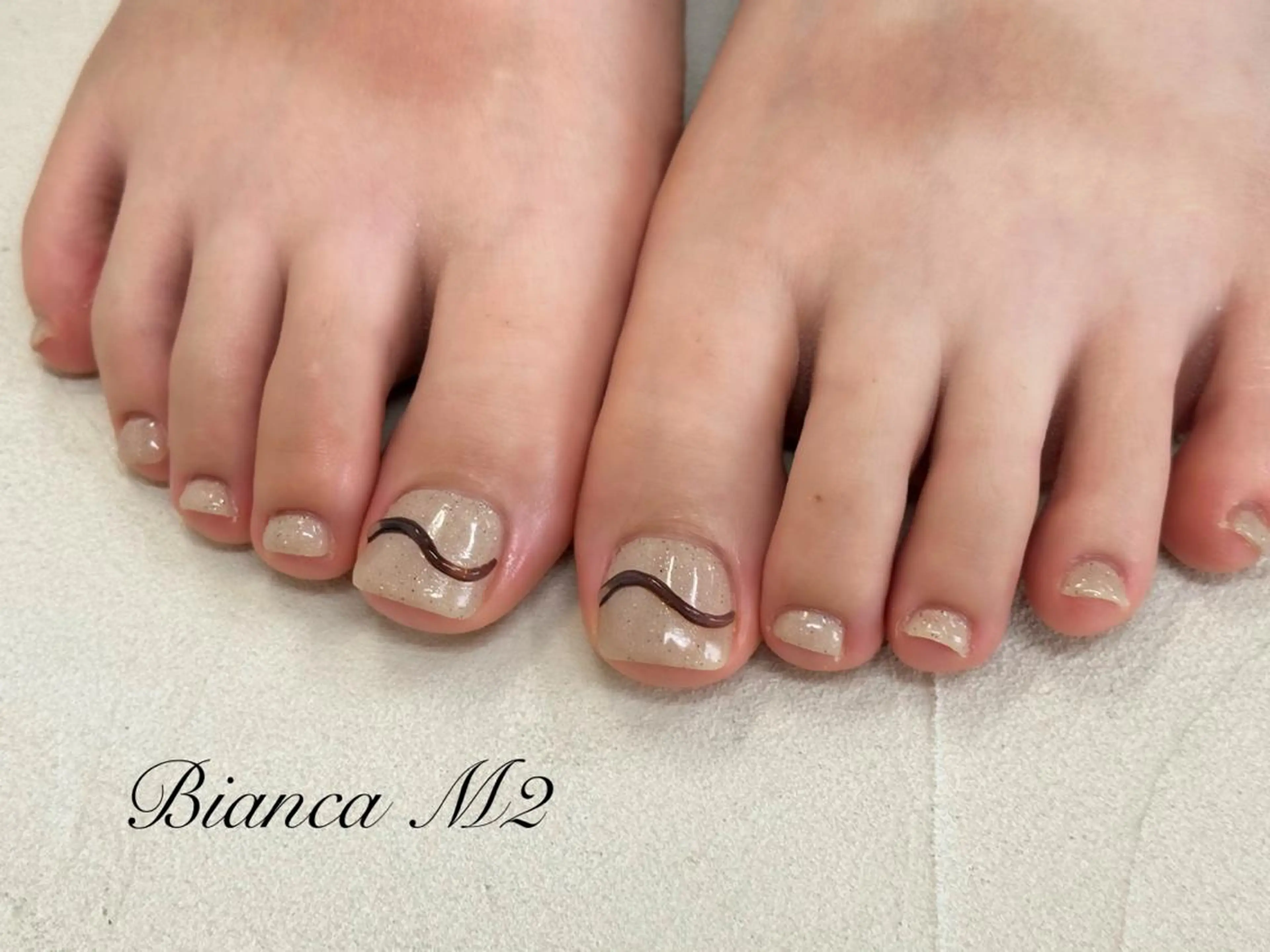 親指アートフットジェルネイル♪初回オフ無料❣️の写真