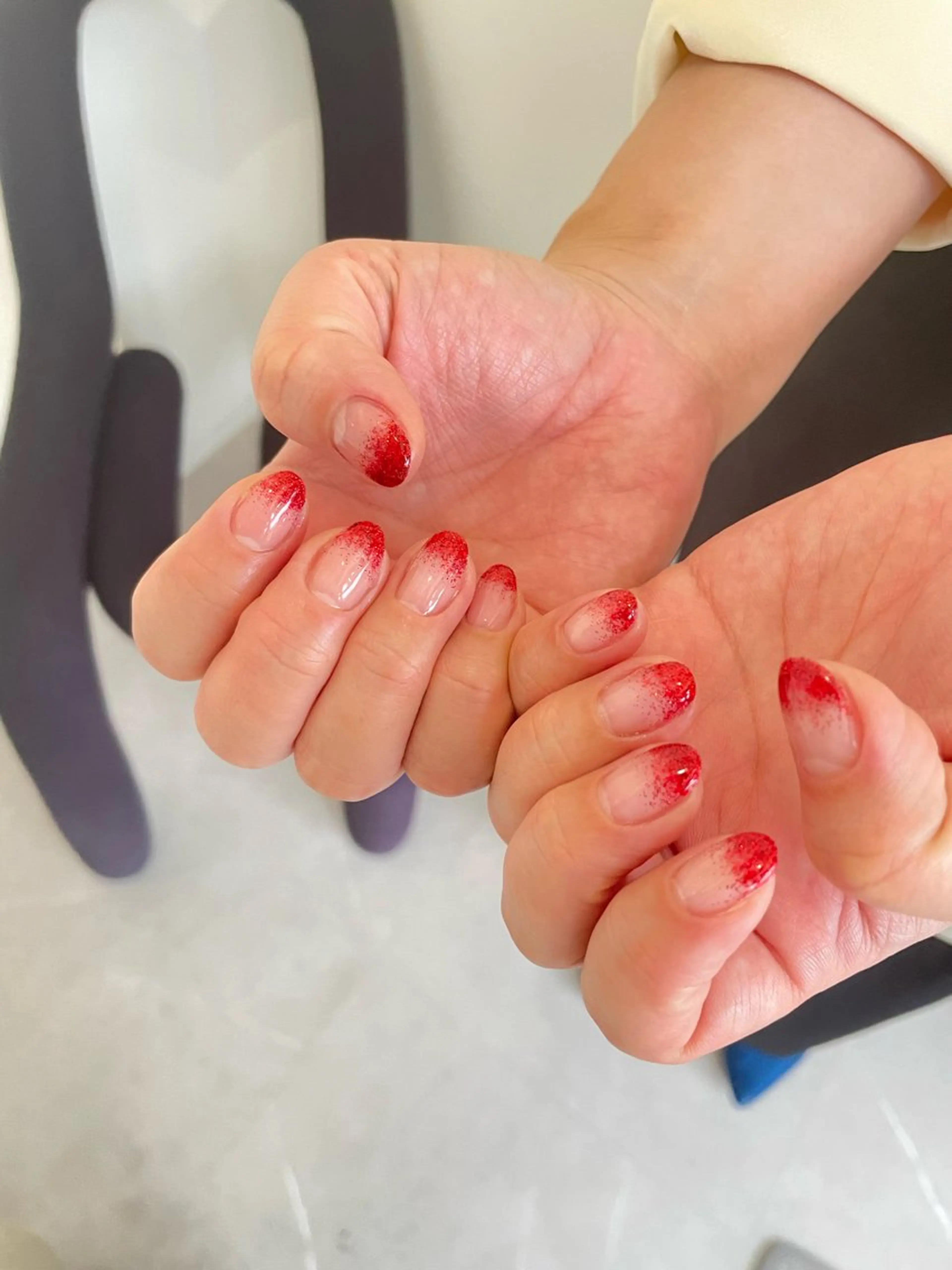 ネイル グラデーション ラメ(グリッター) ラメグラデーション 赤色 shiro Totalo   Beauty Salon所属・Shiro 佐鳴台店 IZUMIのネイルデザイン