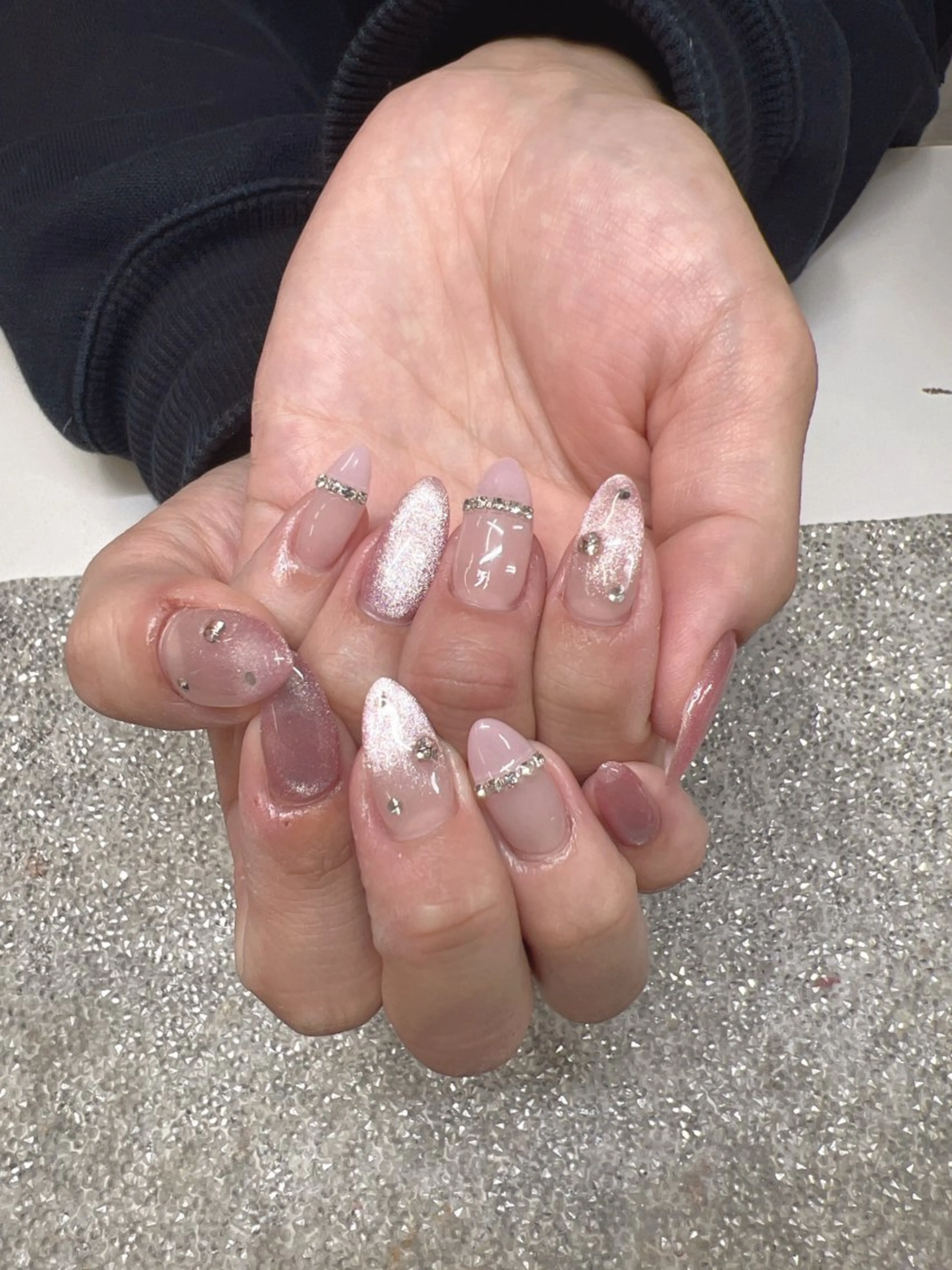 ネイル Guarendo錦糸町店所属・ガレンドウ 白澤 愛子のネイルデザイン