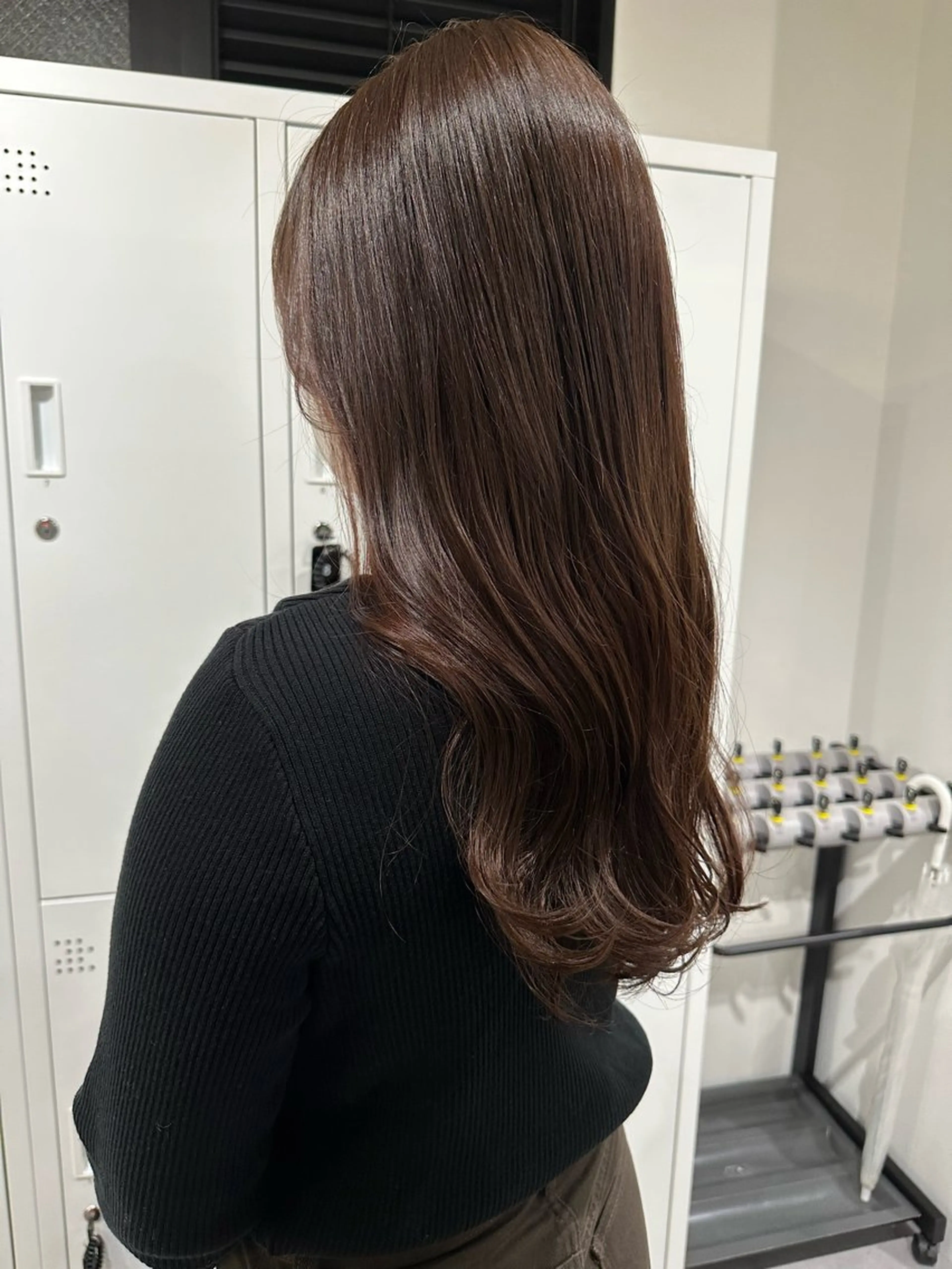 ロング 顔周りカット レイヤーカット ロング アンニュイヘア/ 顔周りカット/眞弓萌のヘアスタイル