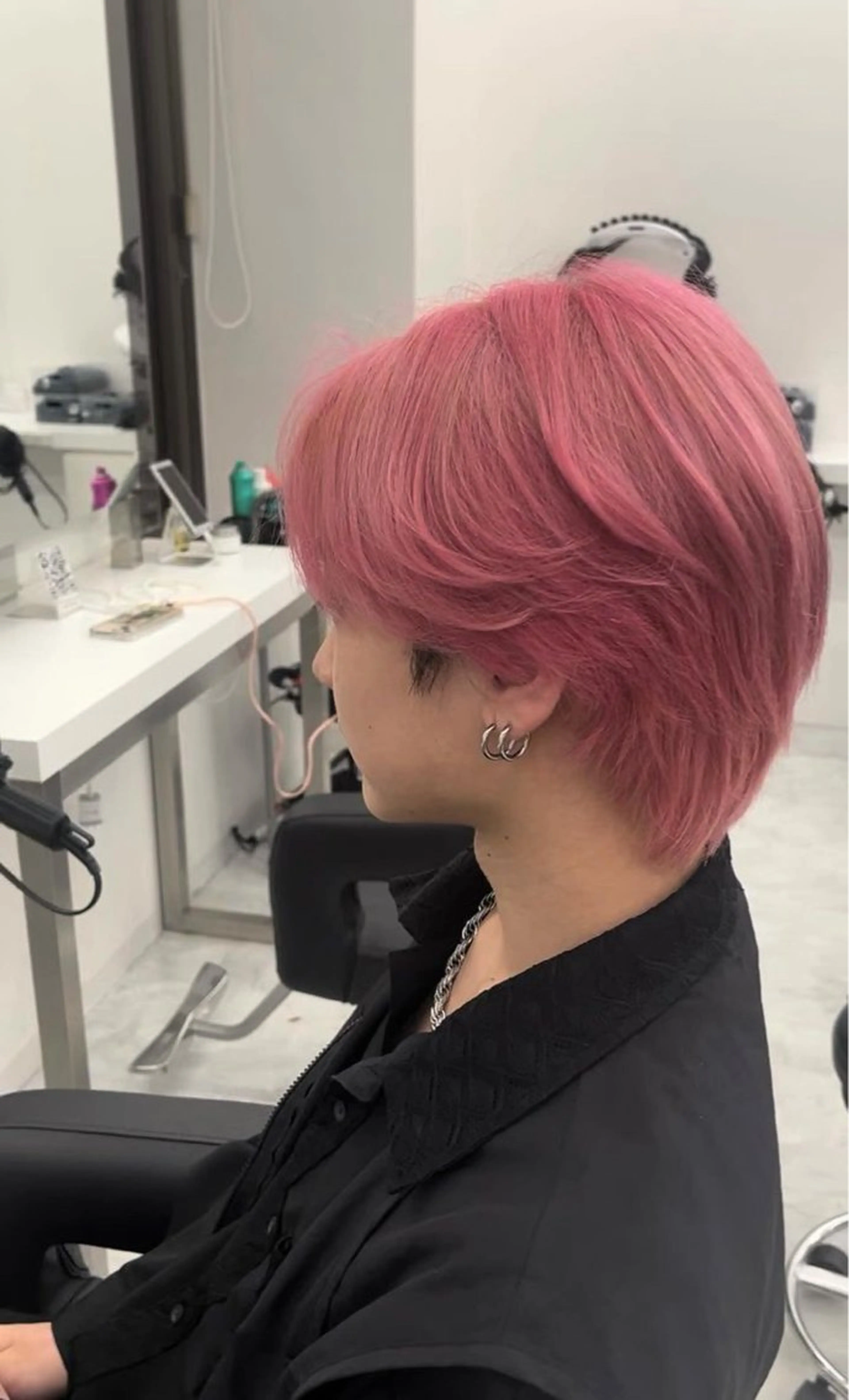 ショート カラー メンズ ピンクカラー ヘアカラー トリートメント 💖トレンド秋冬 カラー💖FUTAのヘアスタイル