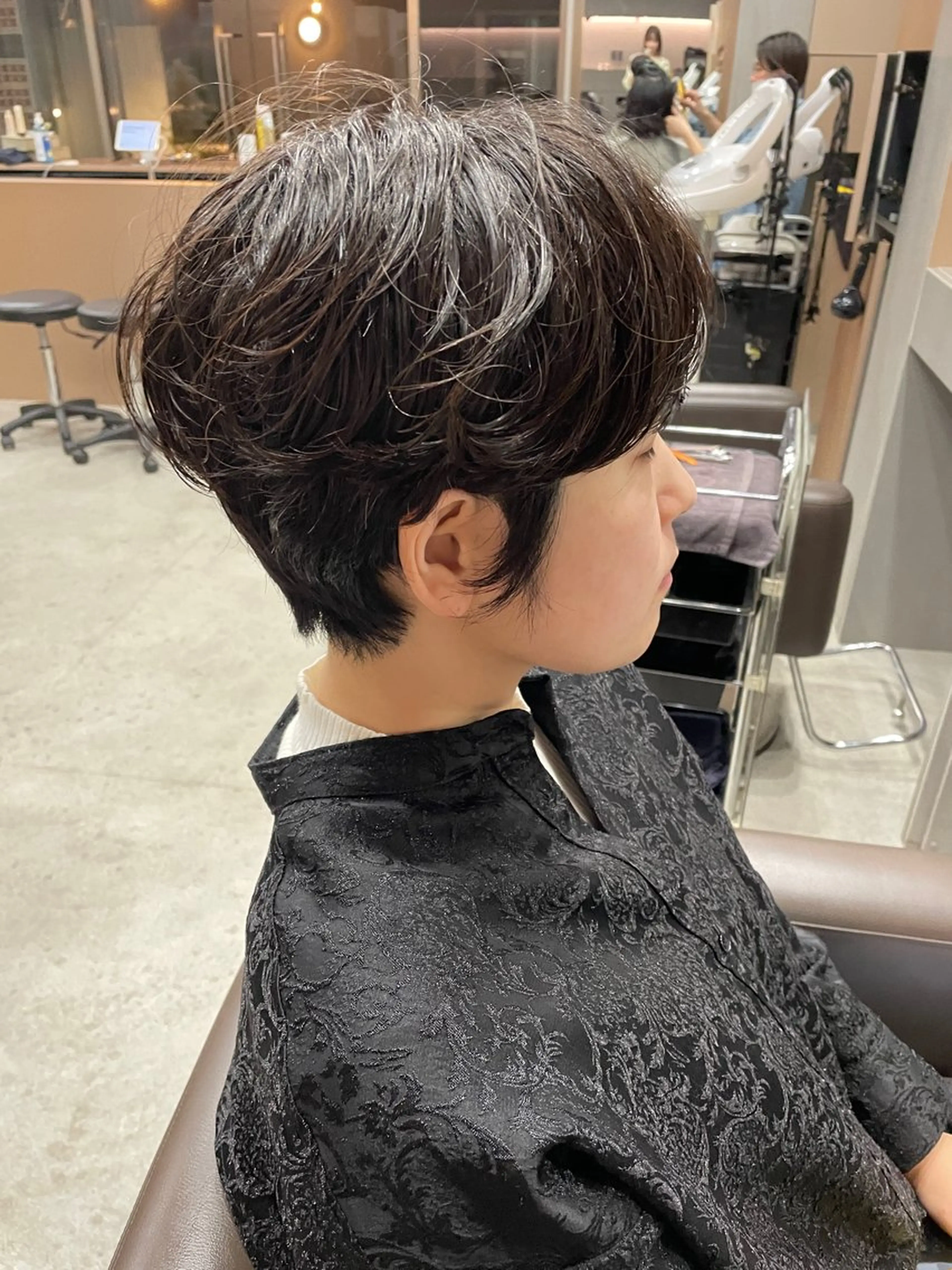 ショート カラー カット ヘアカラー トリートメント 表参道/赤み無し 透明感 colorのヘアスタイル