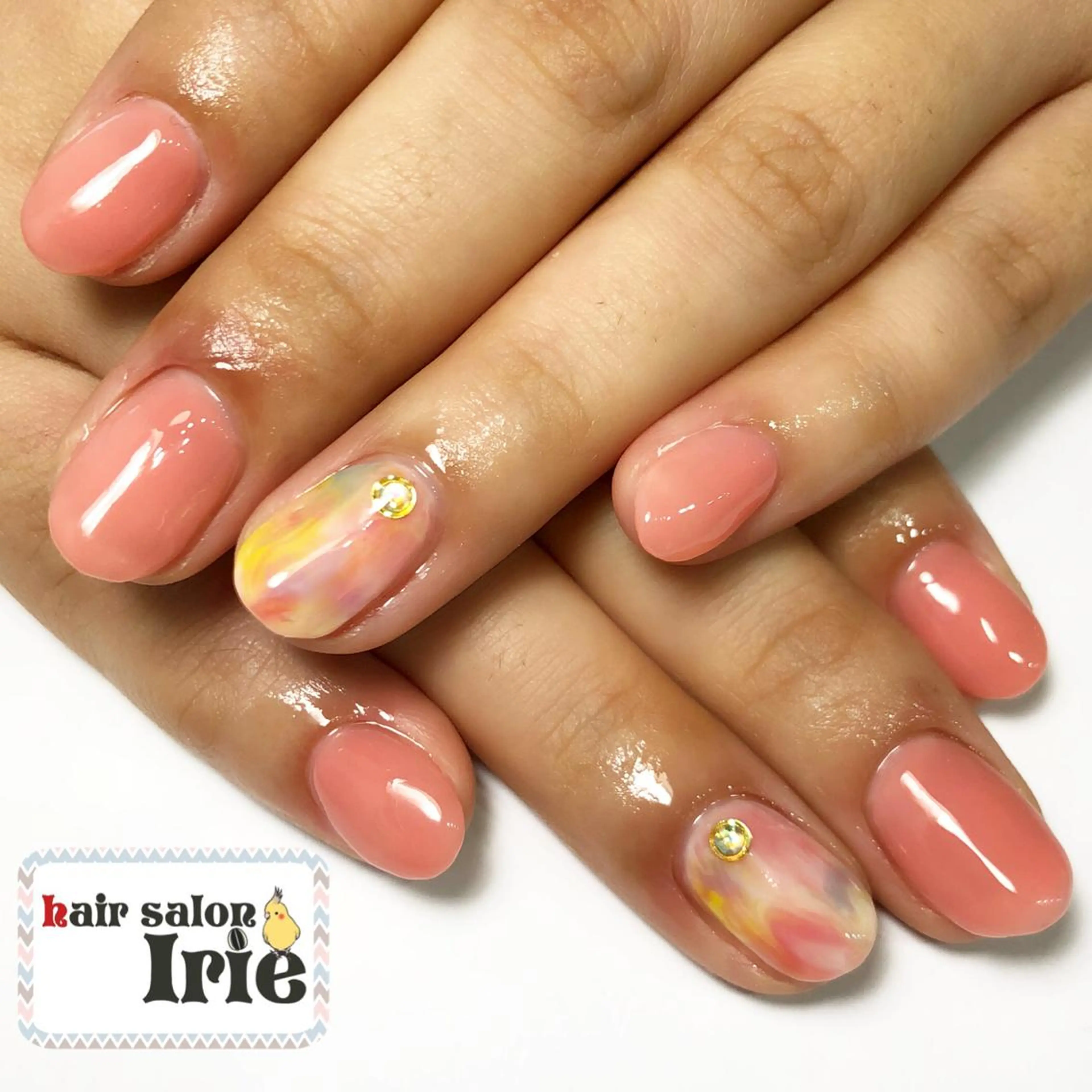 ネイル アートネイル ハンドネイル ハンドケア Hair salon Irie所属・與儀 知佳のネイルデザイン