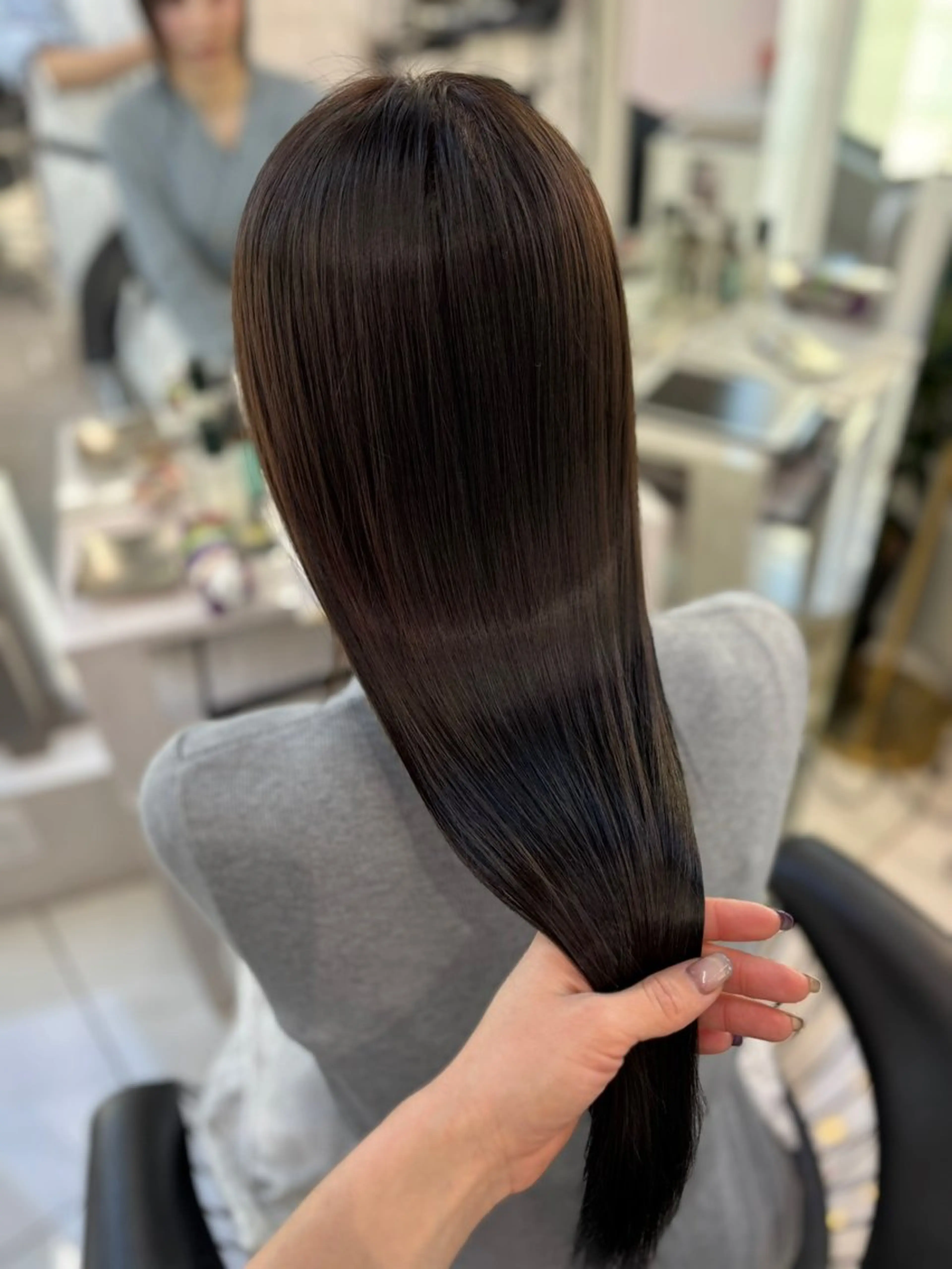 ロング カラー ヘアカラー Sakuraෆ˚* 暗髪×まつパ🖤🥀のヘアスタイル