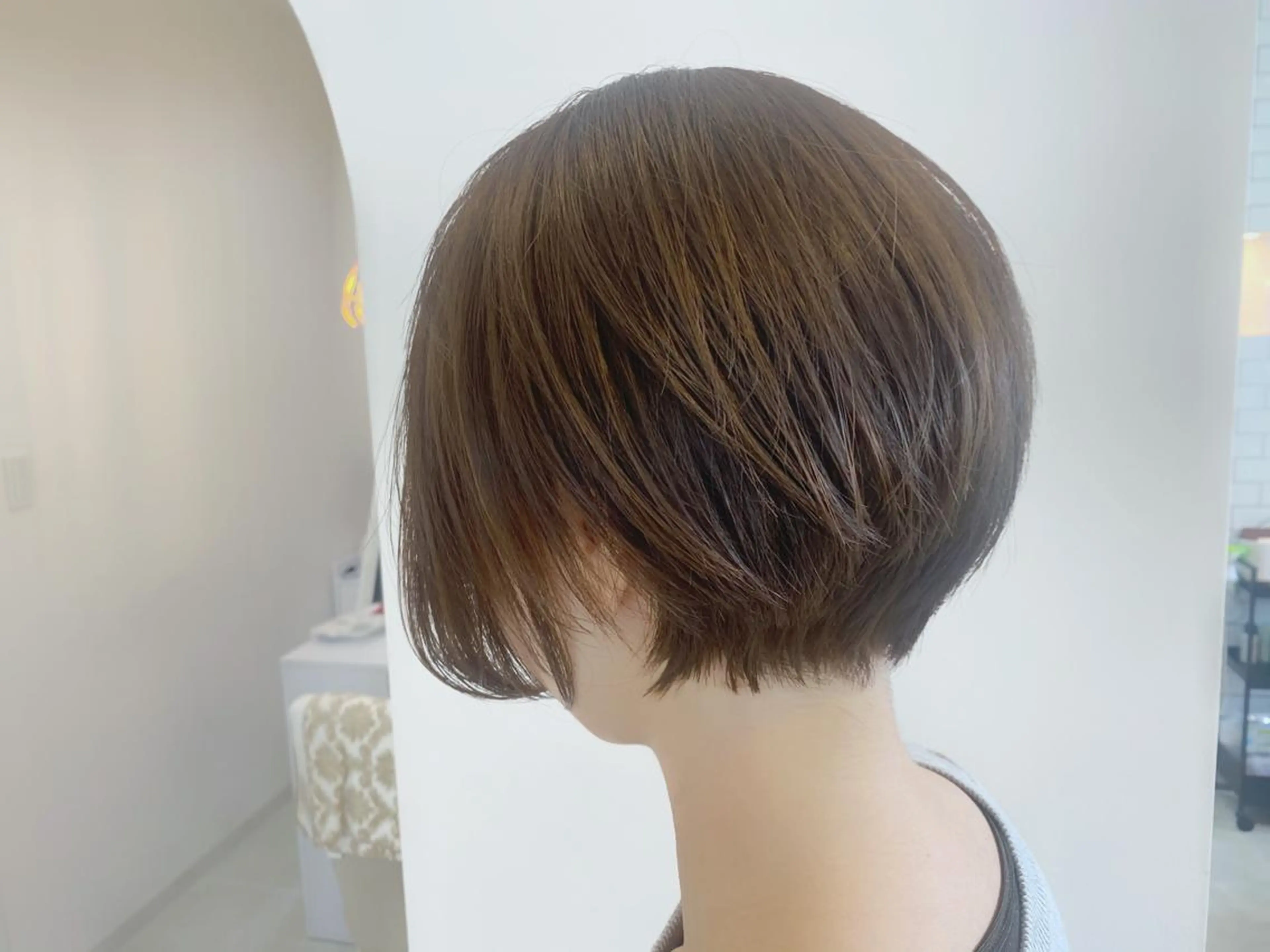 ショート ショートボブ ボブ ショートヘア カット ヘアカラー cher. 新井瑞希のヘアスタイル