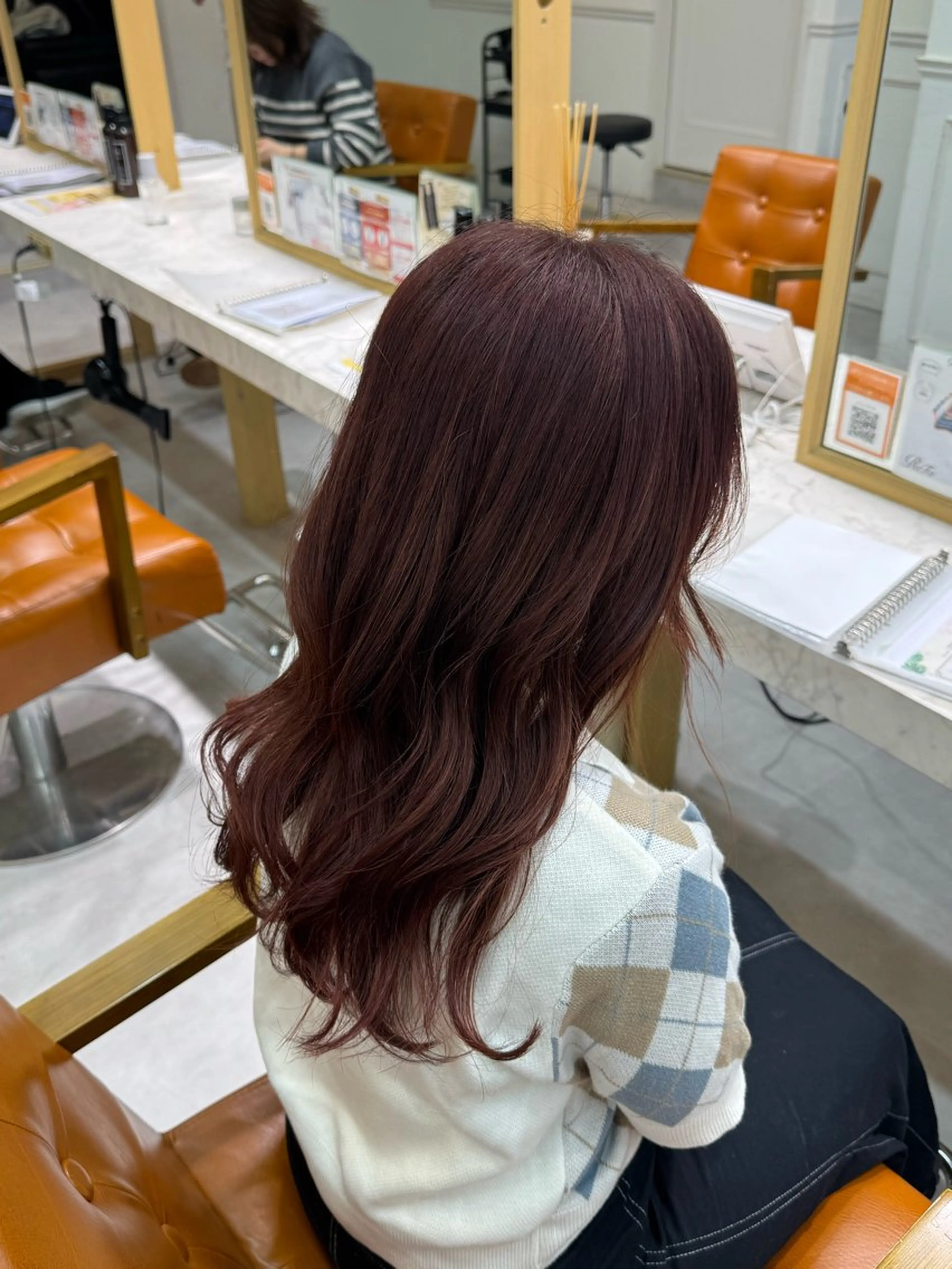 セミロング カラー ヘアカラー 野中 悠那のヘアスタイル